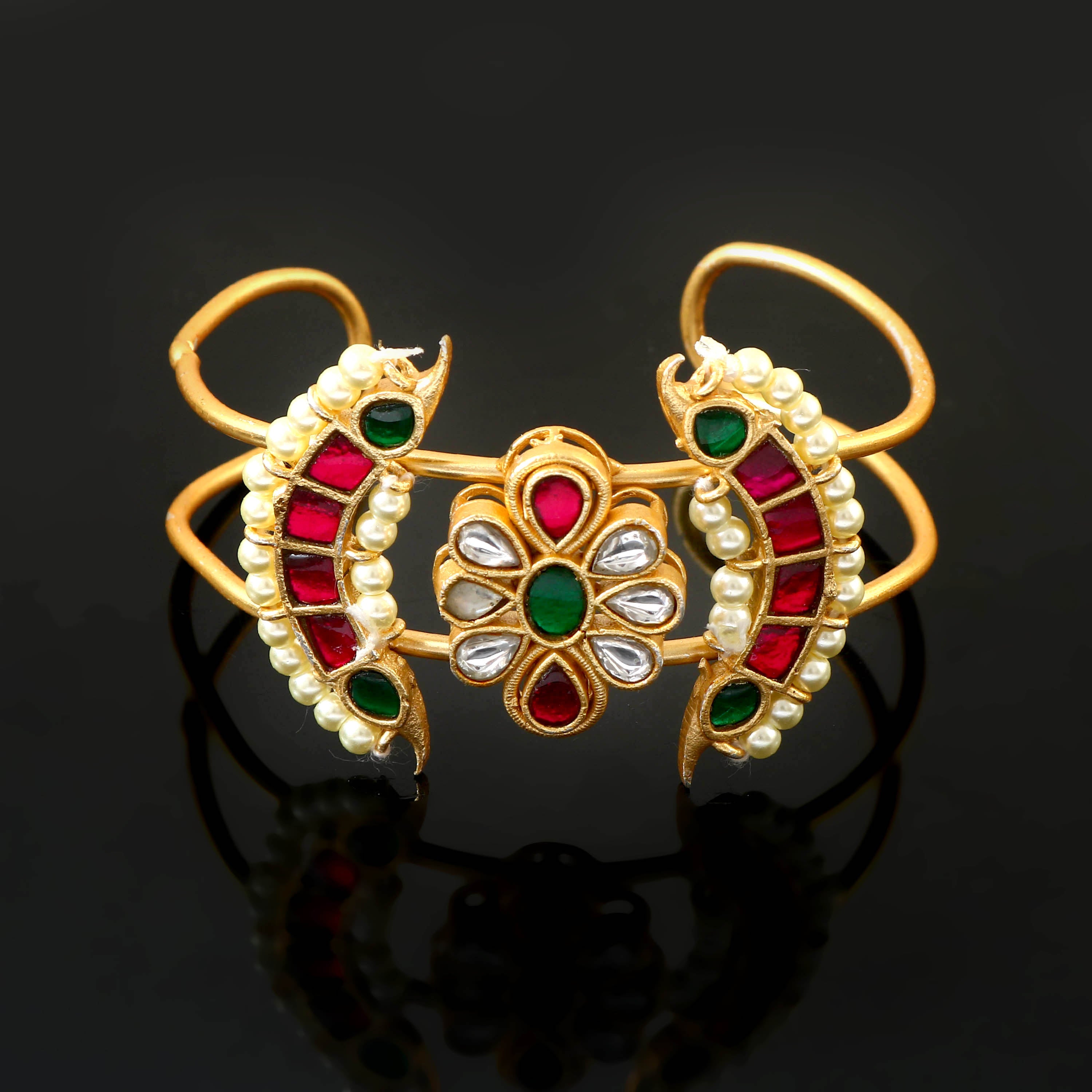 BG-106 - Jadau Kundan Bangle with Emerald BG-106 - Jadau Kundan Bangle with Emerald