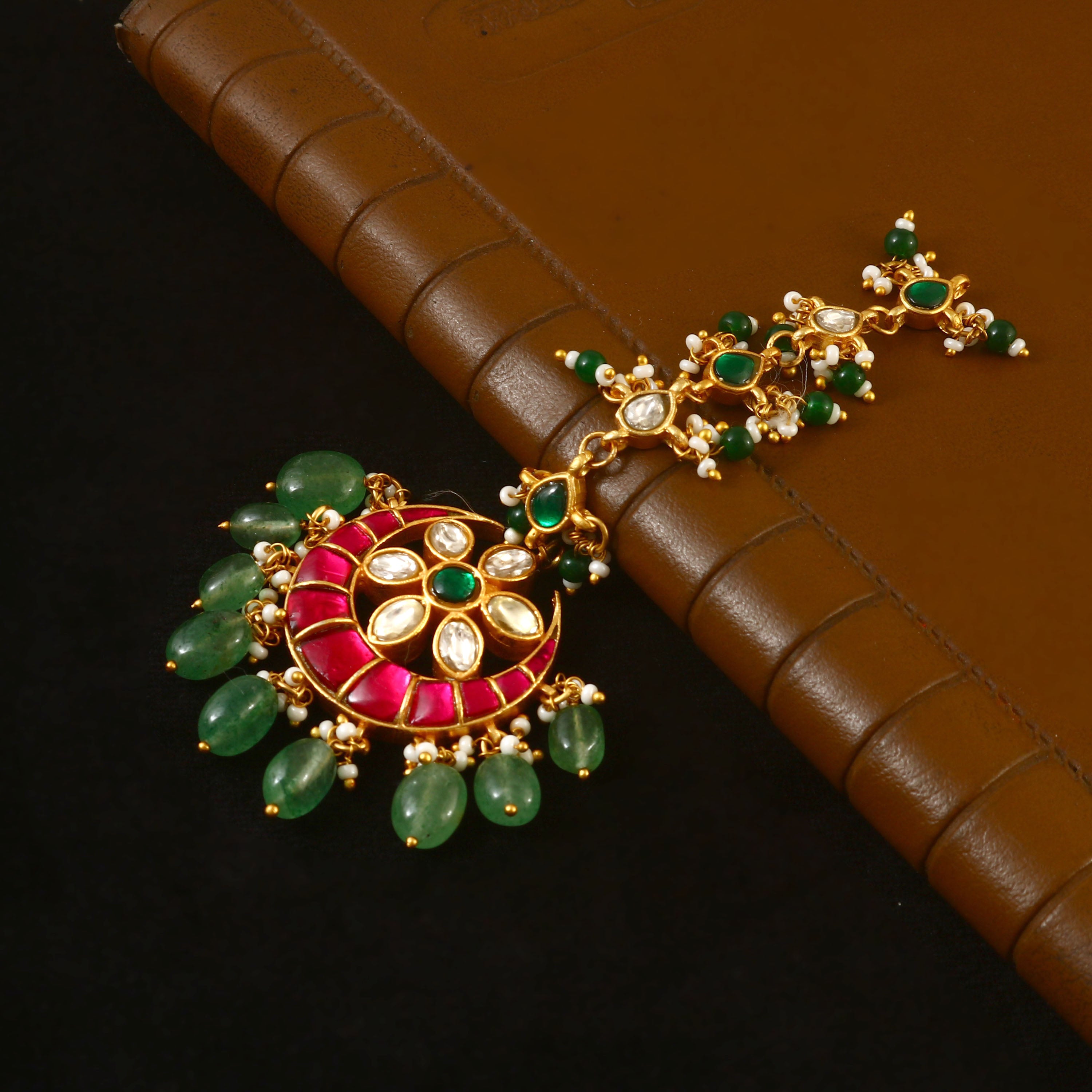 MT-102 - Jadau Kundan Mangtika with Emerald MT-102 - Jadau Kundan Mangtika with Emerald