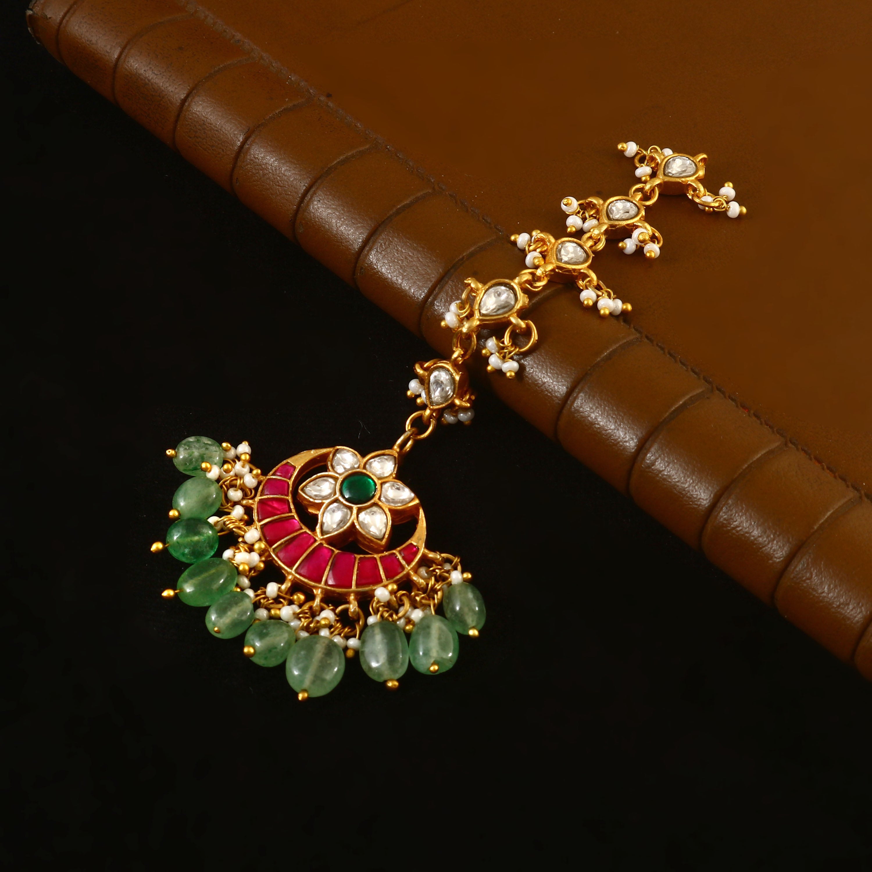 MT-105 - Jadau Kundan Mangtika with Emerald MT-105 - Jadau Kundan Mangtika with Emerald