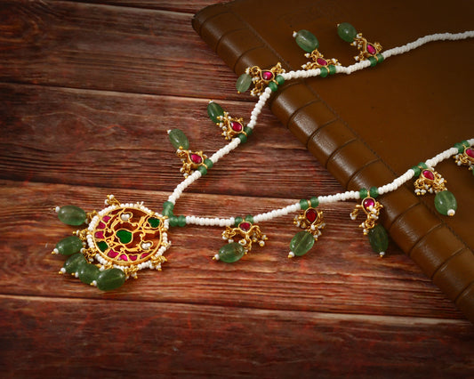 NK-150 - Jadau Kundan Necklace with Emerald