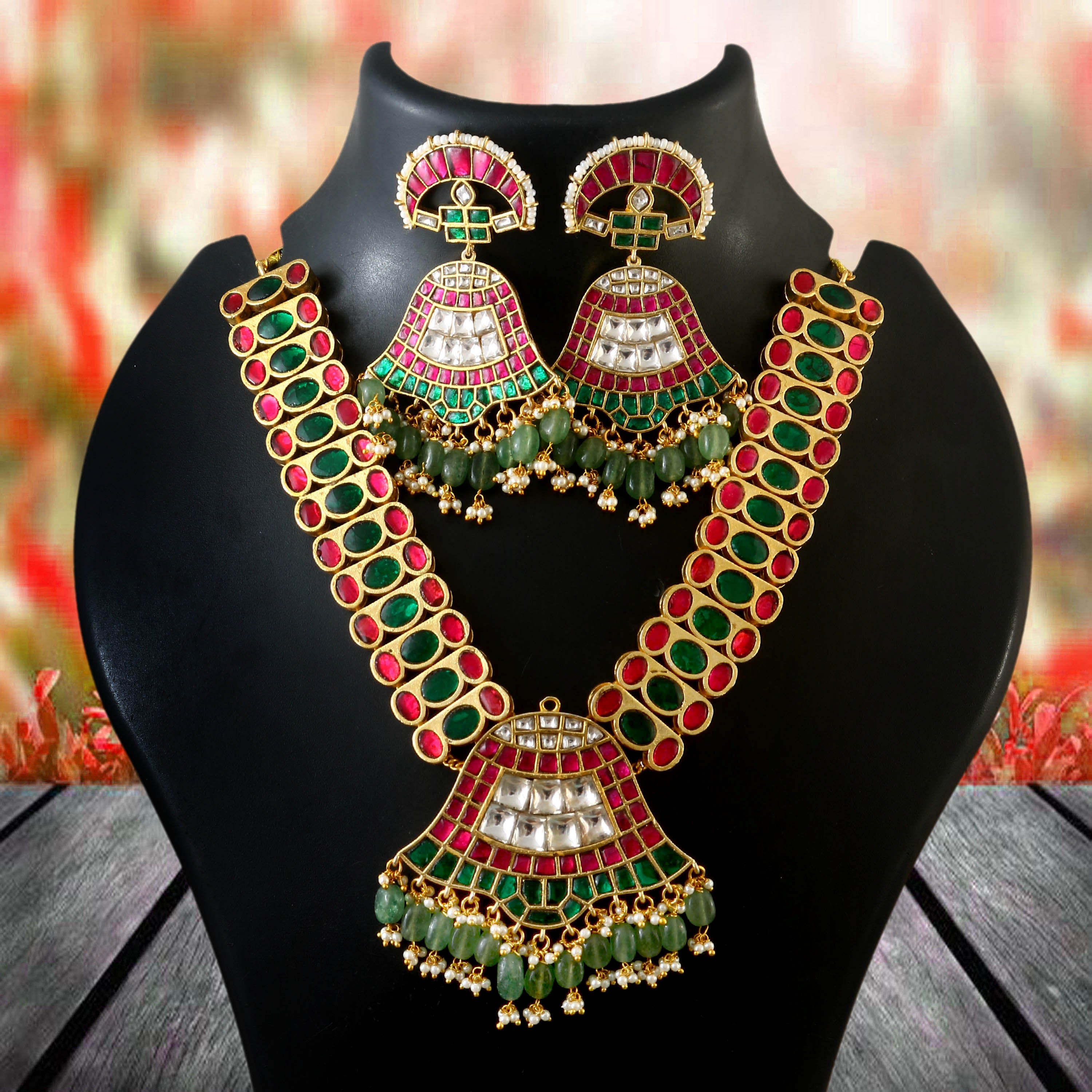 NK-231 - Jadau Kundan Necklace with Emerald NK-231 - Jadau Kundan Necklace with Emerald