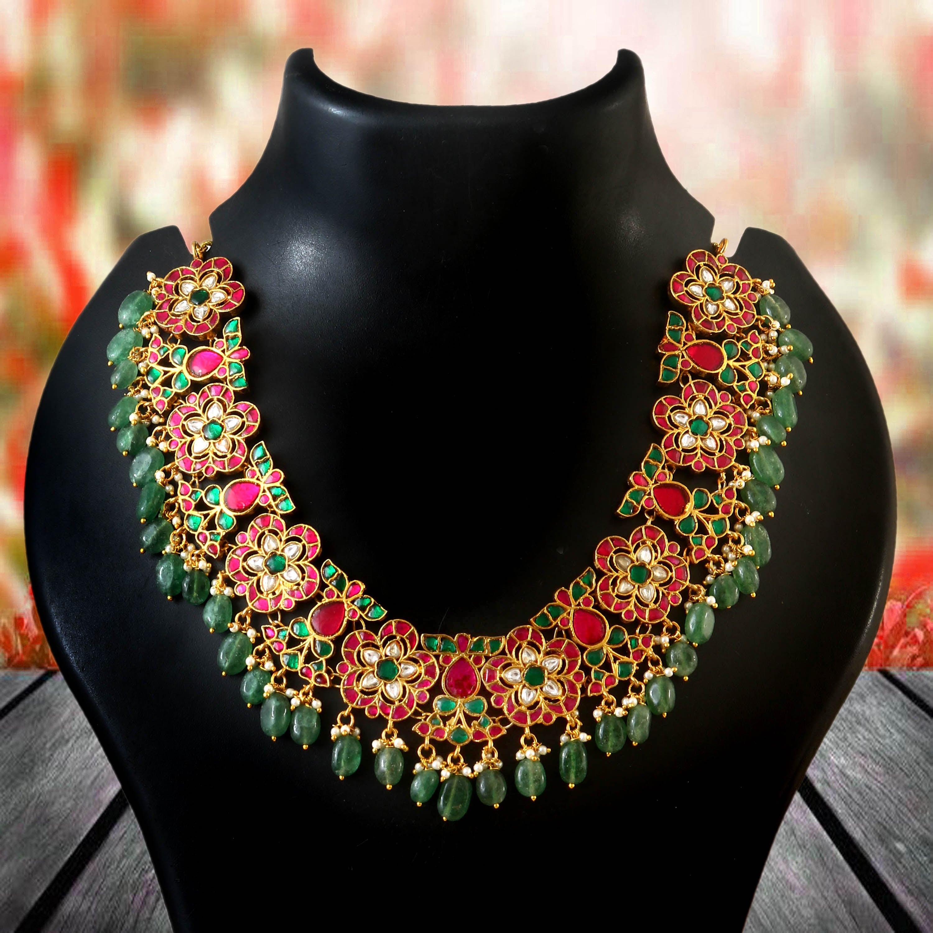 NK-239 - Jadau Kundan Necklace with Emerald NK-239 - Jadau Kundan Necklace with Emerald