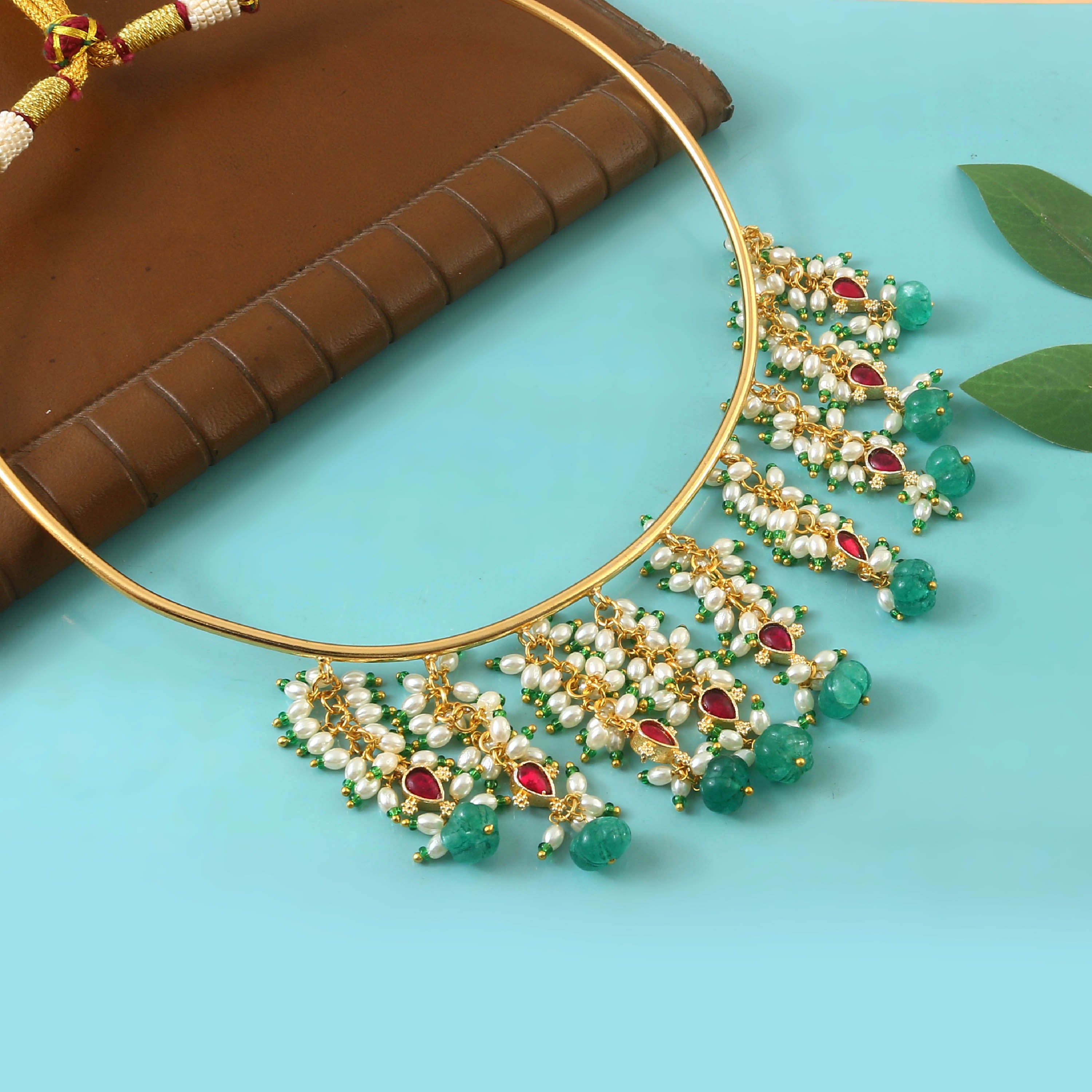 NK-244 - Jadau Kundan Necklace with Emerald NK-244 - Jadau Kundan Necklace with Emerald