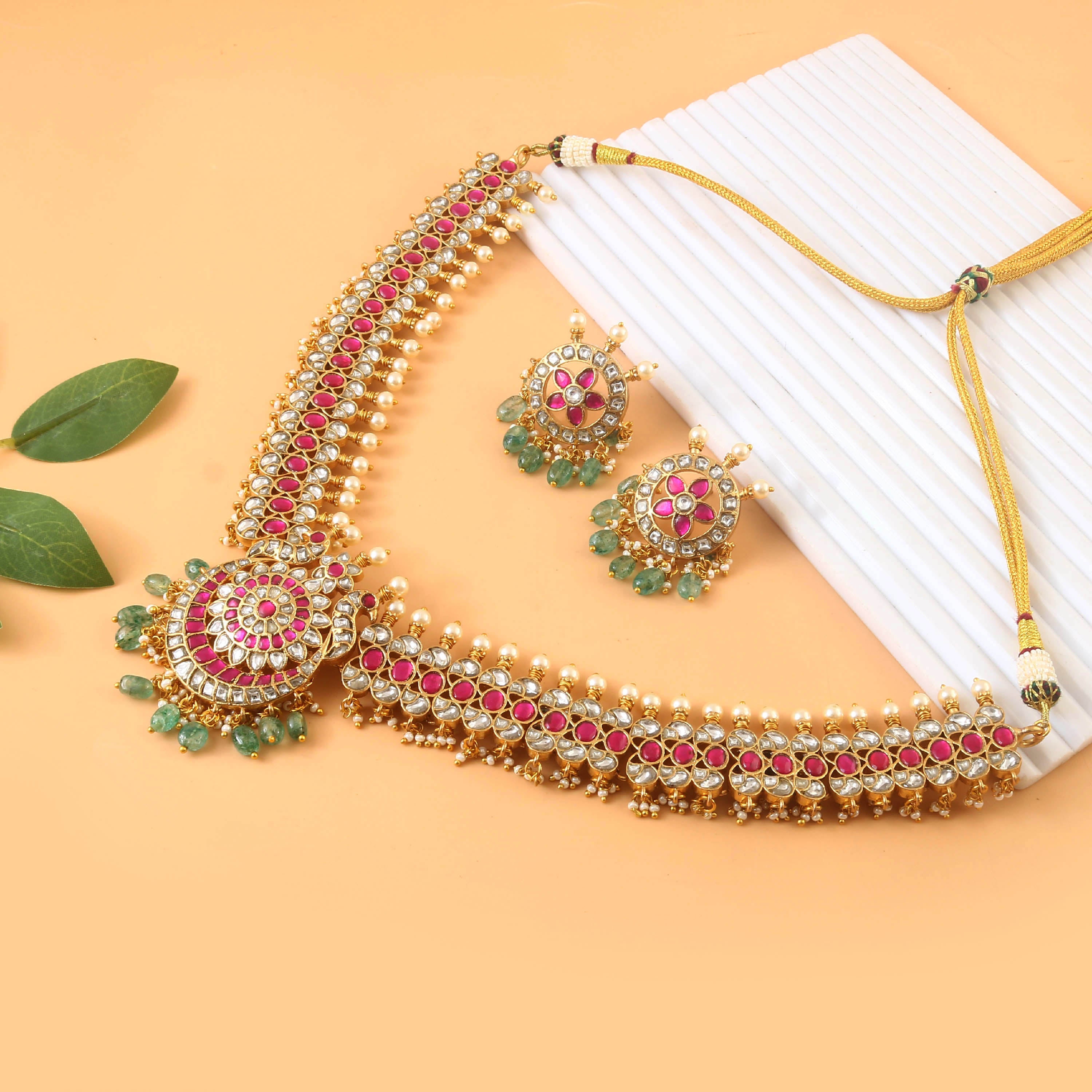 NK-251 - Jadau Kundan Necklace with Emerald NK-251 - Jadau Kundan Necklace with Emerald