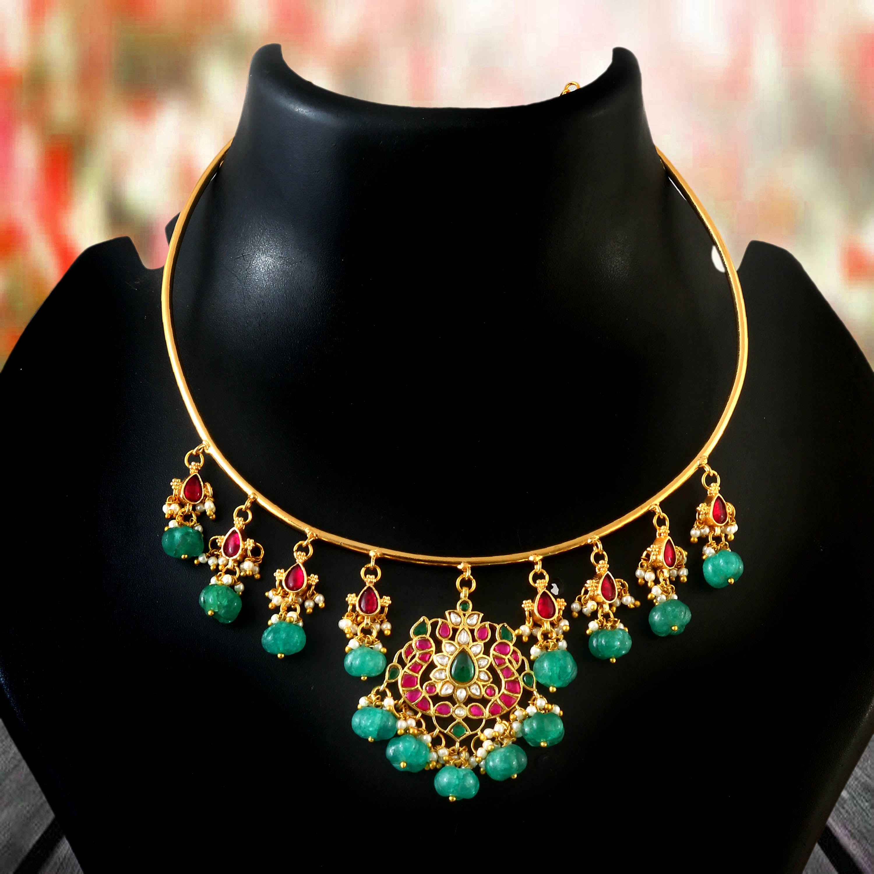 NK-253 - Jadau Kundan Necklace with Emerald NK-253 - Jadau Kundan Necklace with Emerald