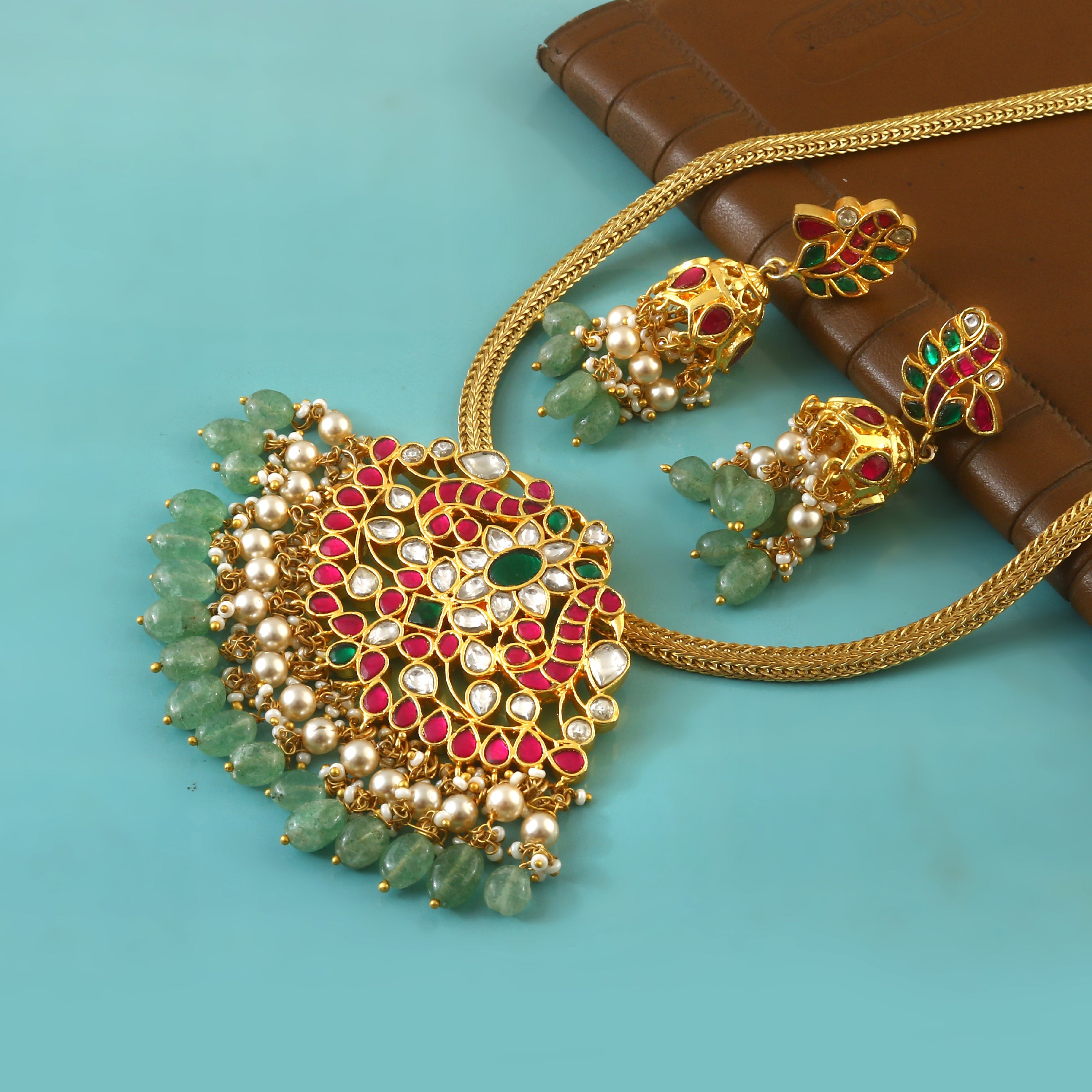 NK-262 - Jadau Kundan Necklace with Emerald NK-262 - Jadau Kundan Necklace with Emerald