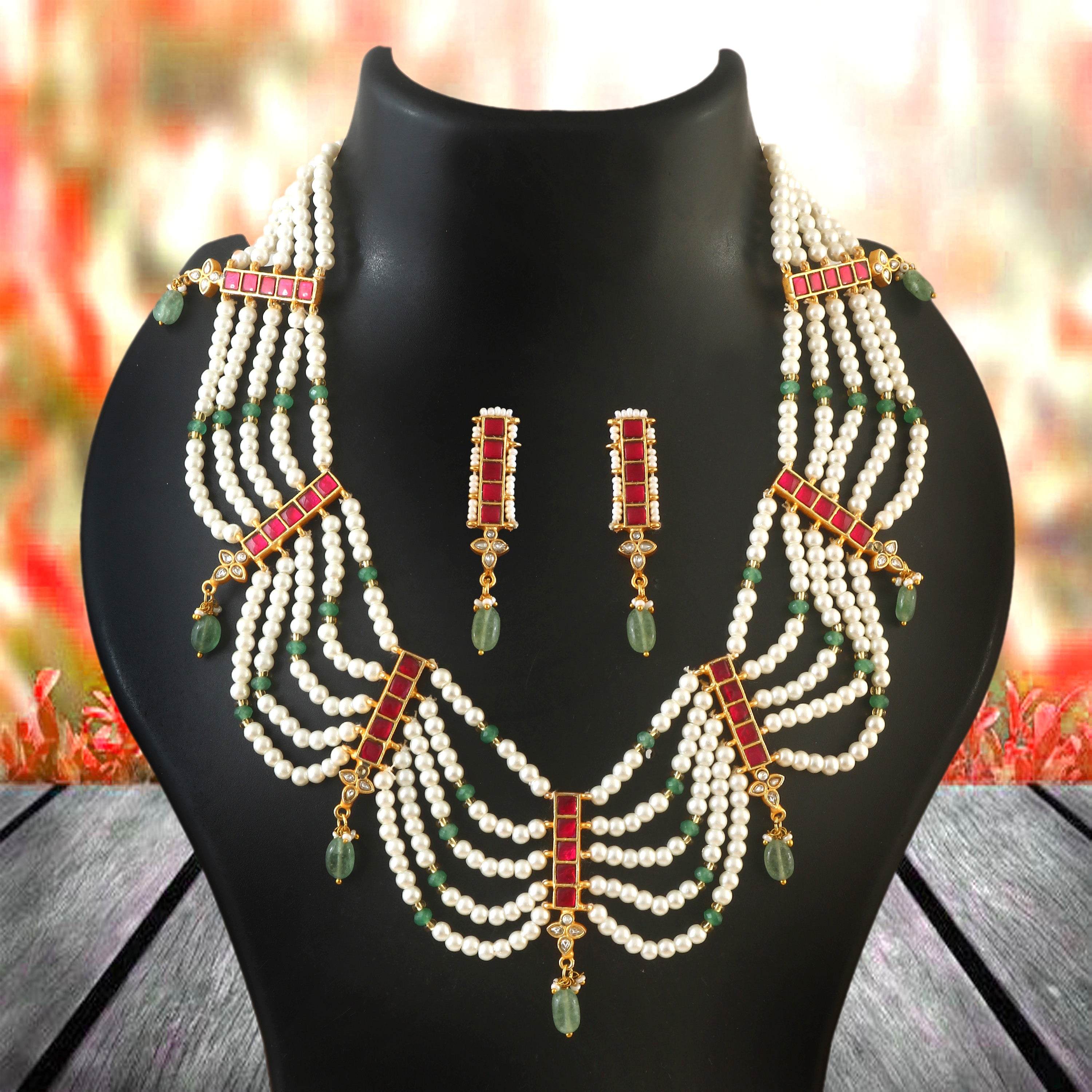 NK-264 - Jadau Kundan Necklace with Emerald NK-264 - Jadau Kundan Necklace with Emerald