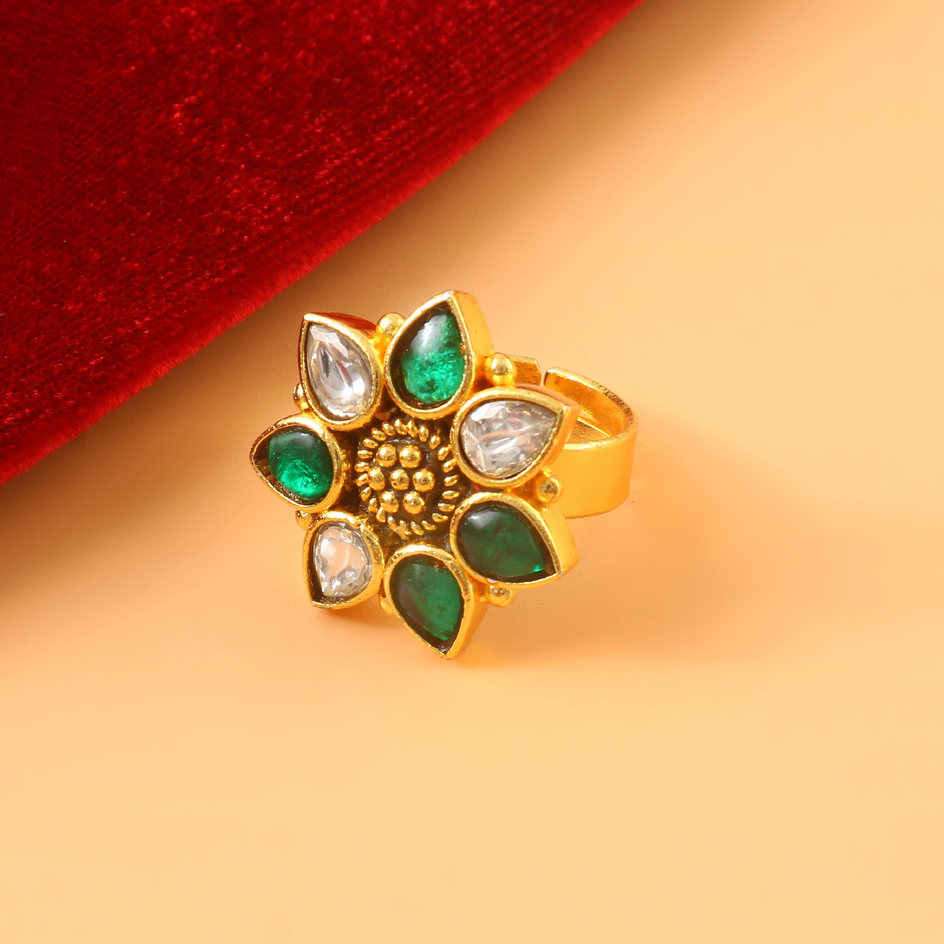RG-106 - Jadau Kundan Ring with Emerald RG-106 - Jadau Kundan Ring with Emerald