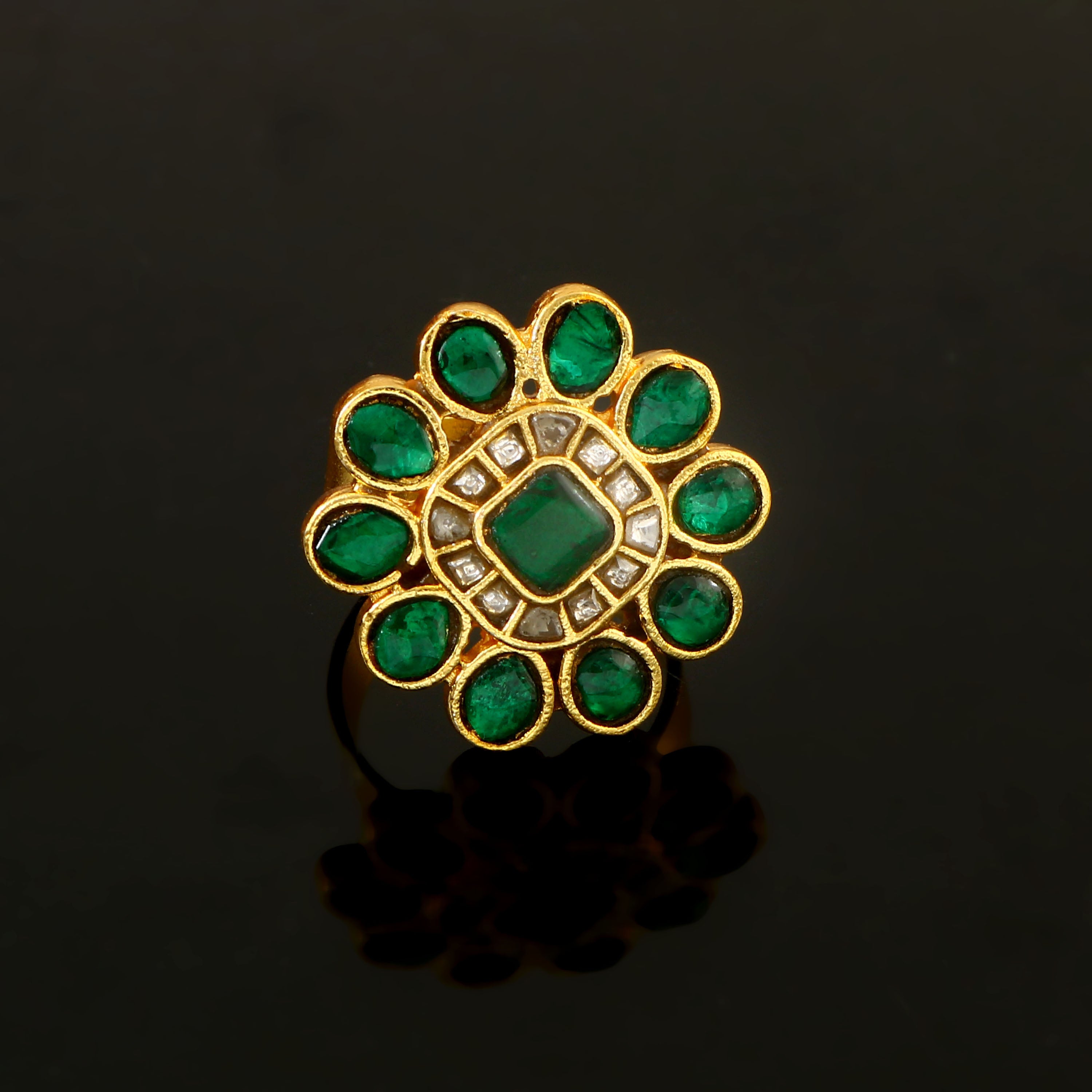 RG-108 - Jadau Kundan Ring with Emerald RG-108 - Jadau Kundan Ring with Emerald