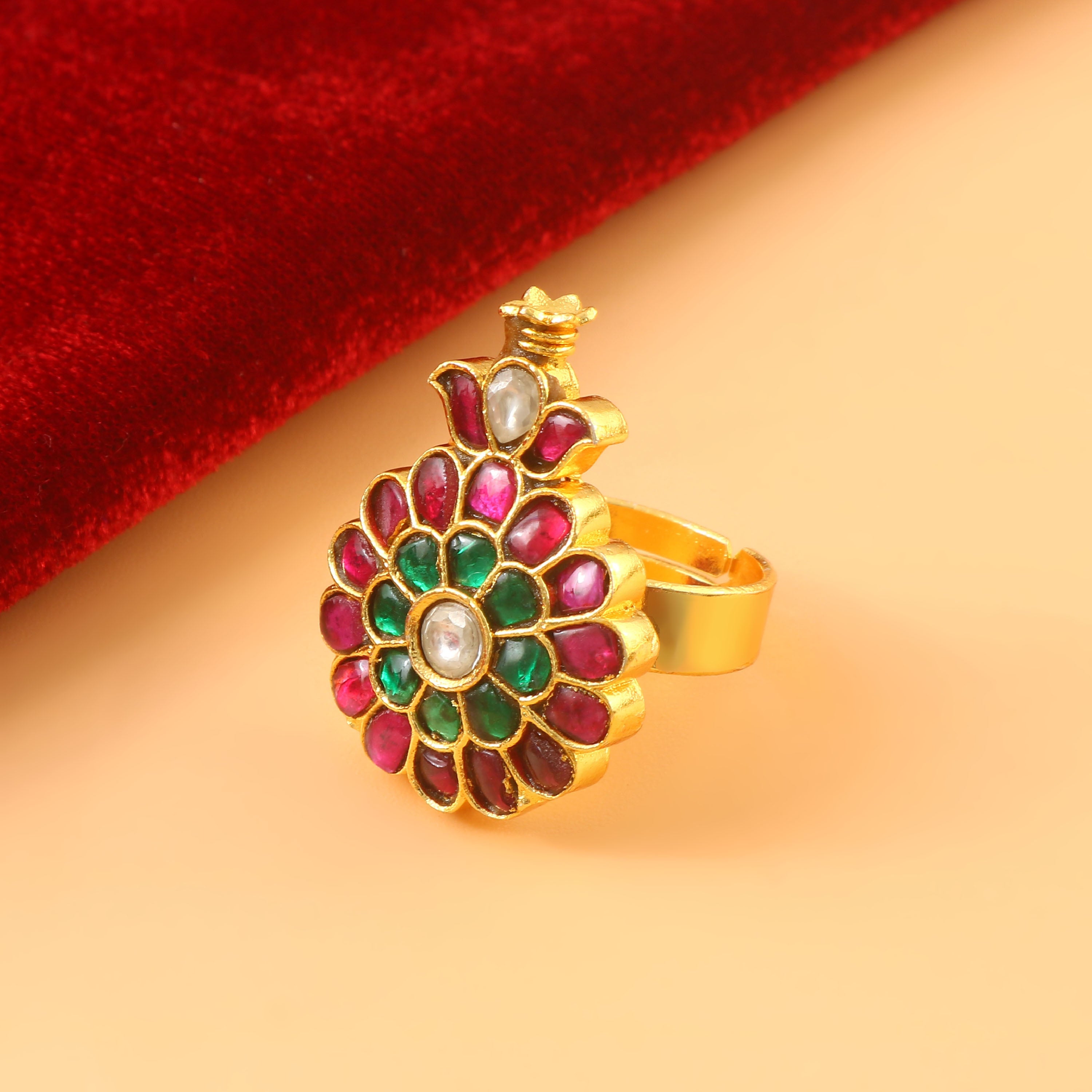 RG-109 - Jadau Kundan Ring with Emerald RG-109 - Jadau Kundan Ring with Emerald