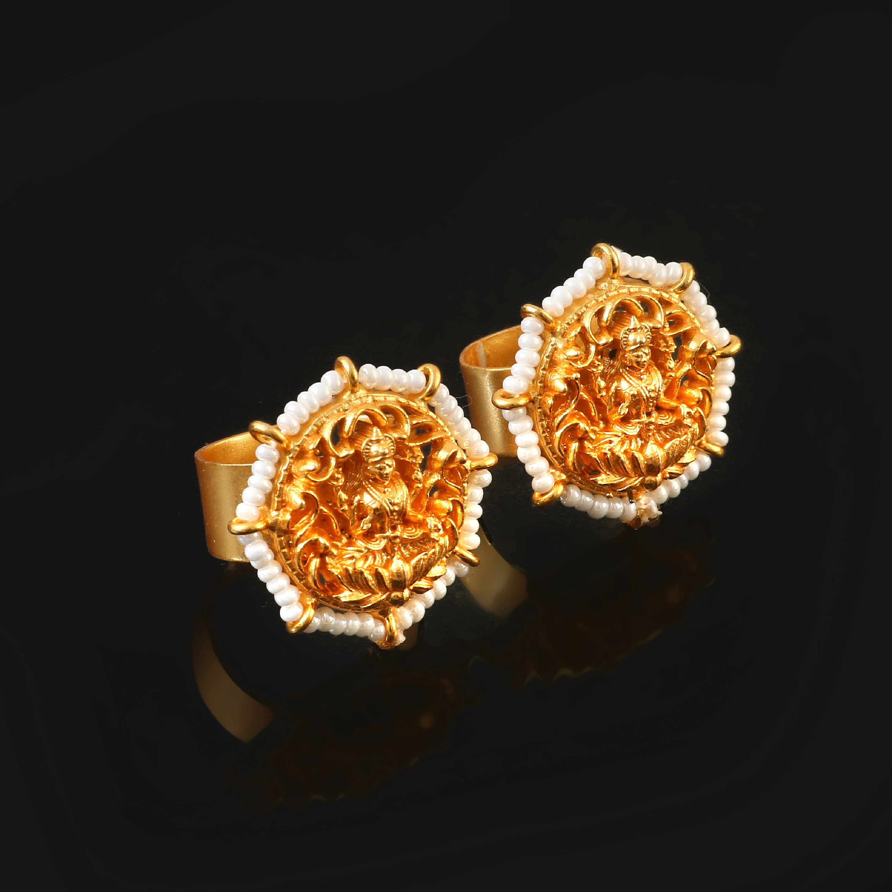 RG-118 - Jadau Kundan Ring with Emerald RG-118 - Jadau Kundan Ring with Emerald