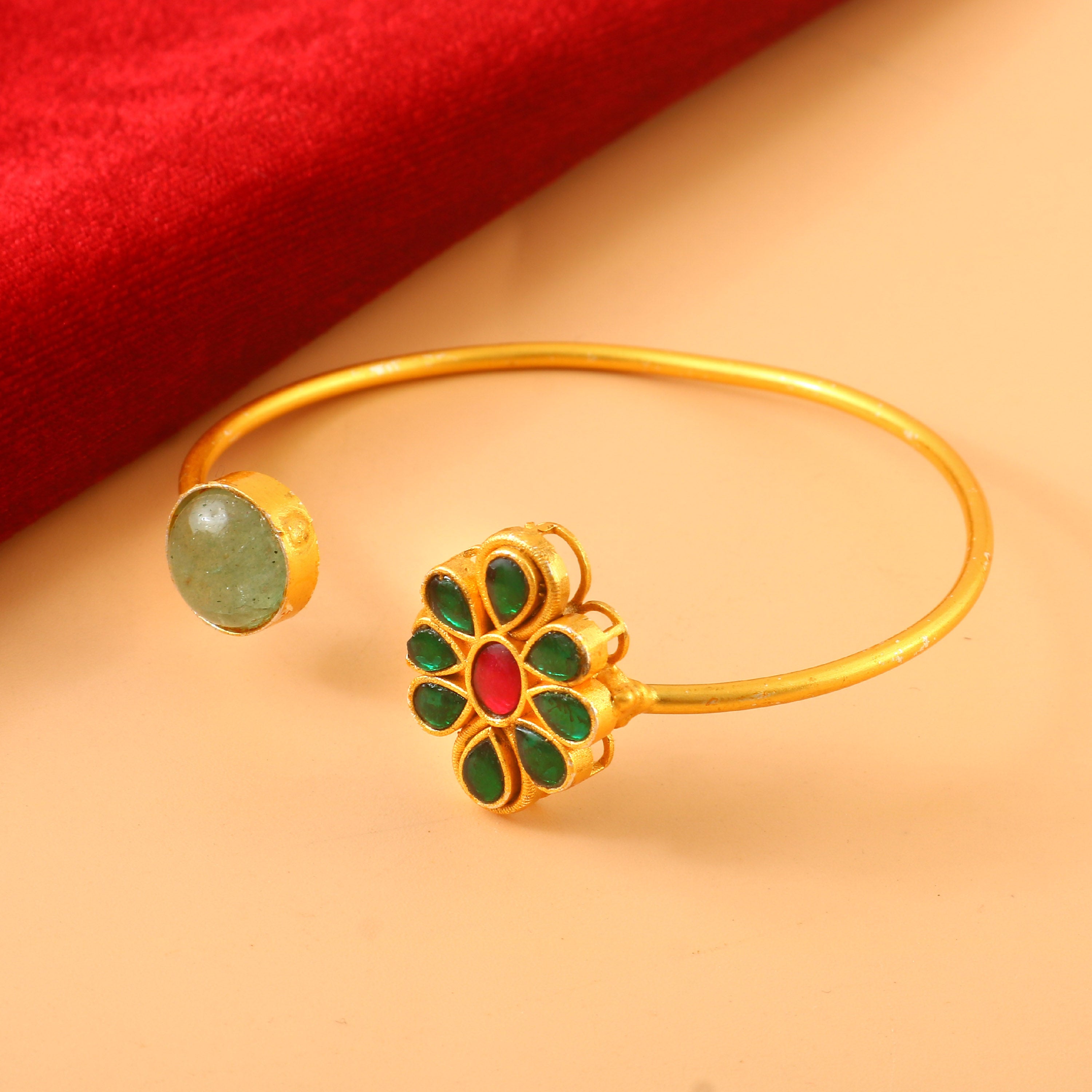BG-108 - Jadau Kundan Bangle with Emerald