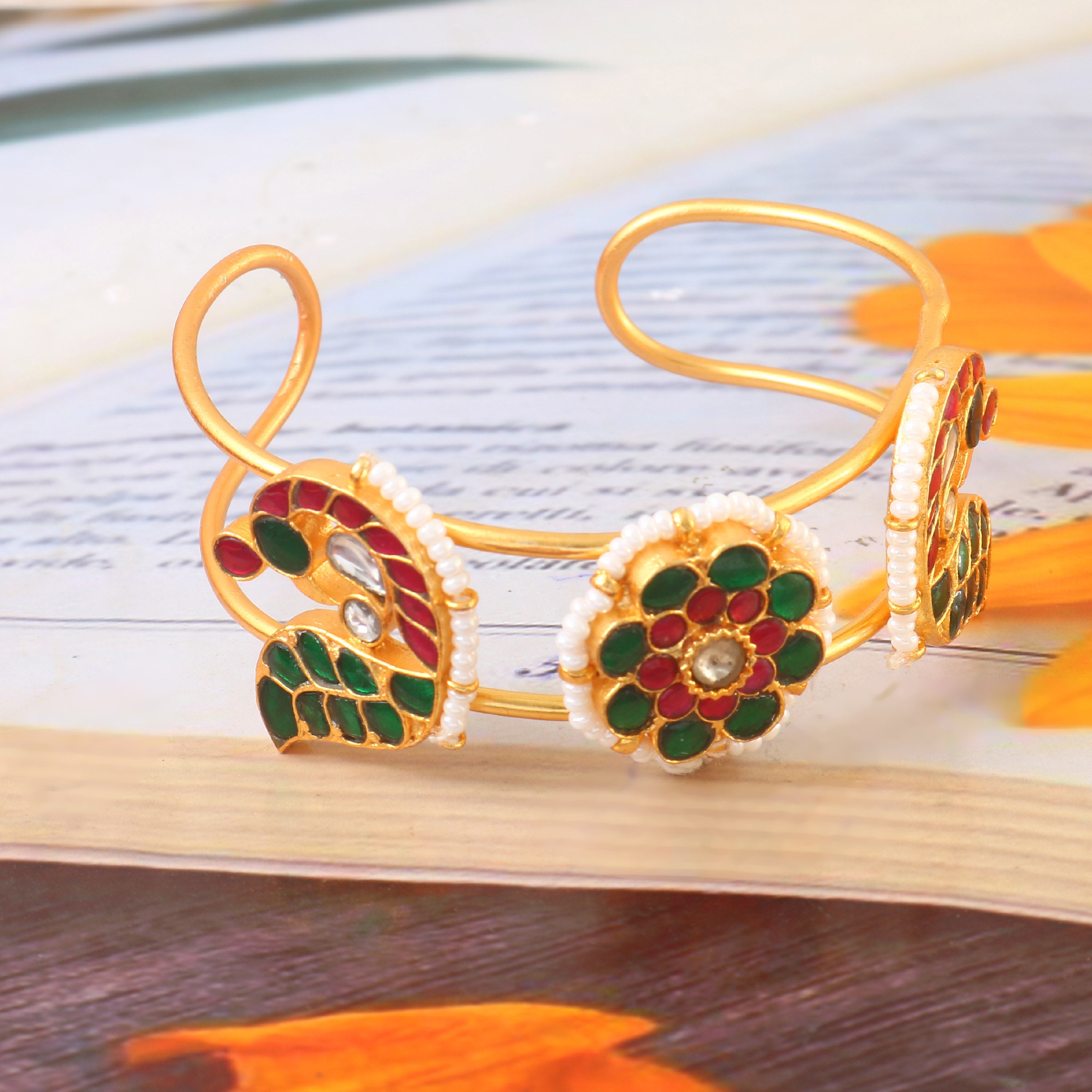 BG-110 - Jadau Kundan Bangle with Emerald