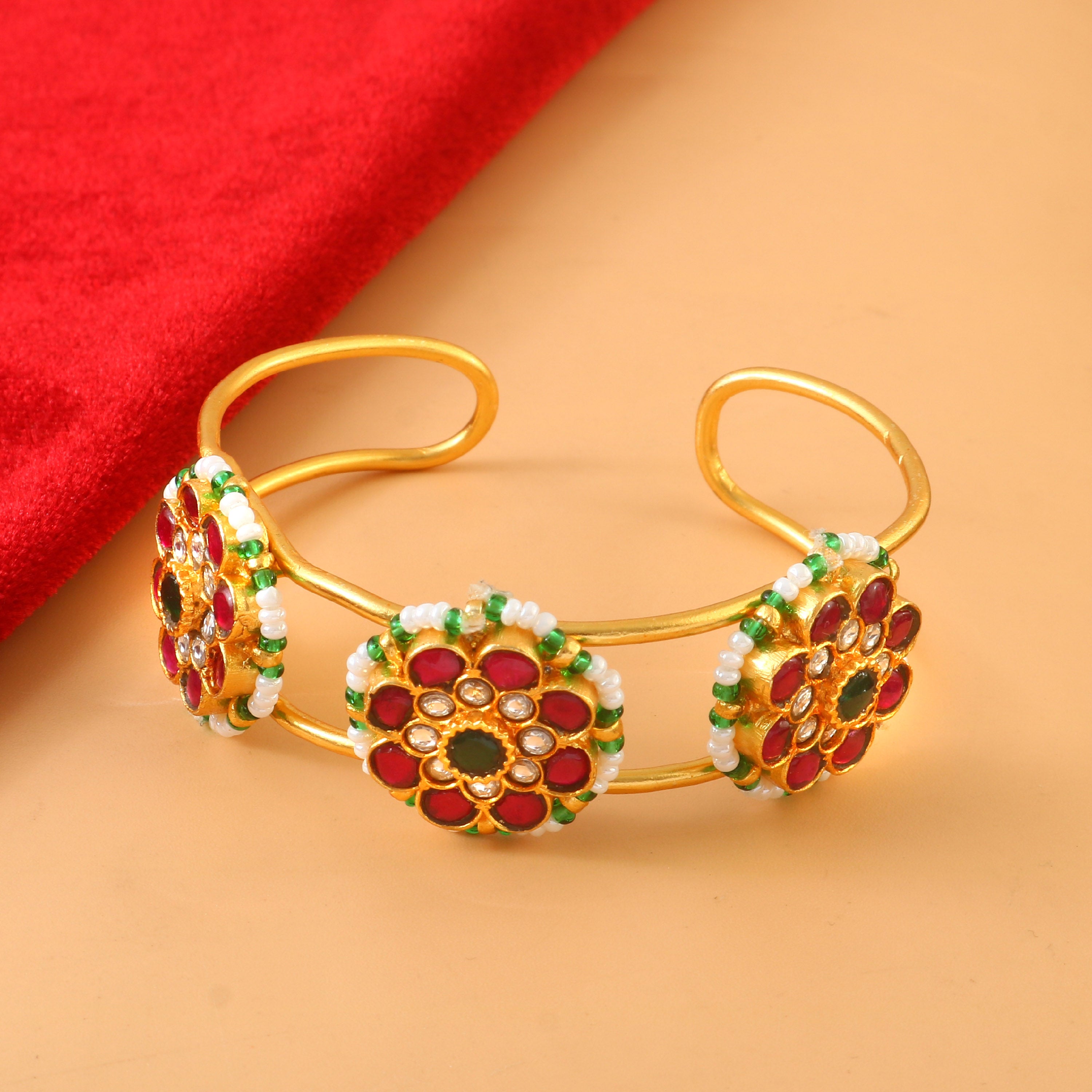 BG-112 - Jadau Kundan Bangle with Emerald