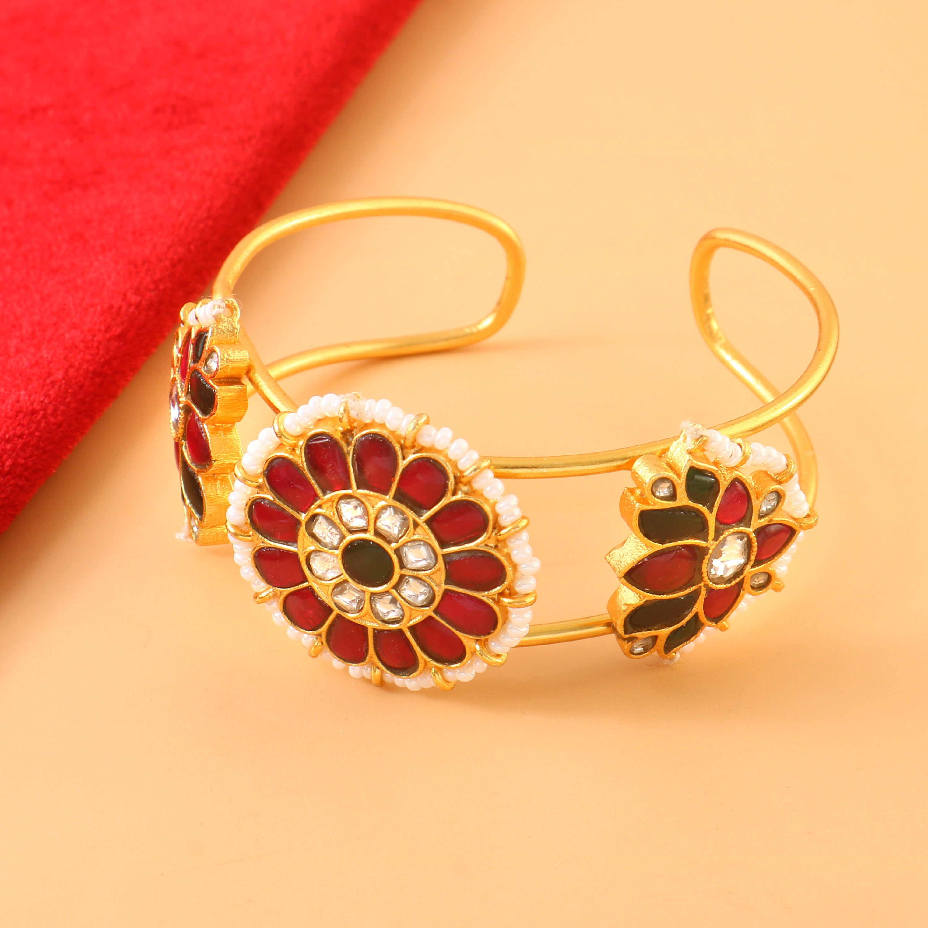 BG-115 - Jadau Kundan Bangle with Emerald