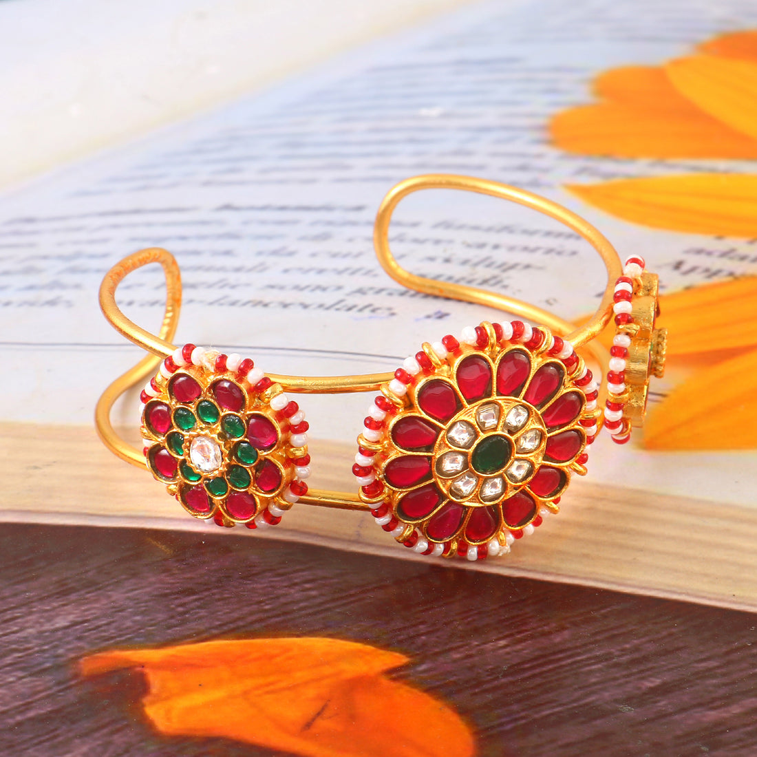 BG-116 - Jadau Kundan Bangle with Emerald