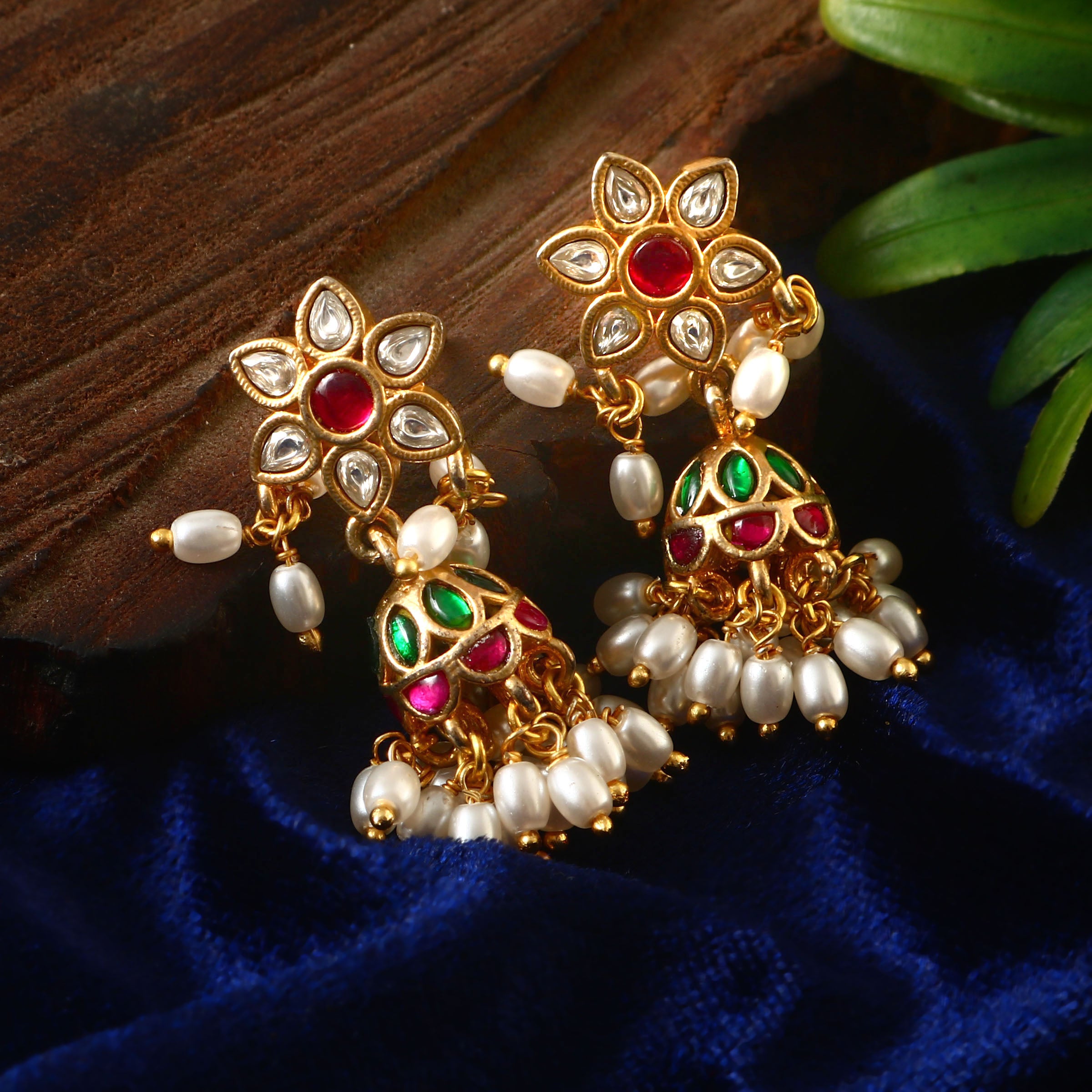 ER-130 - Jadau Kundan Earring with Emerald