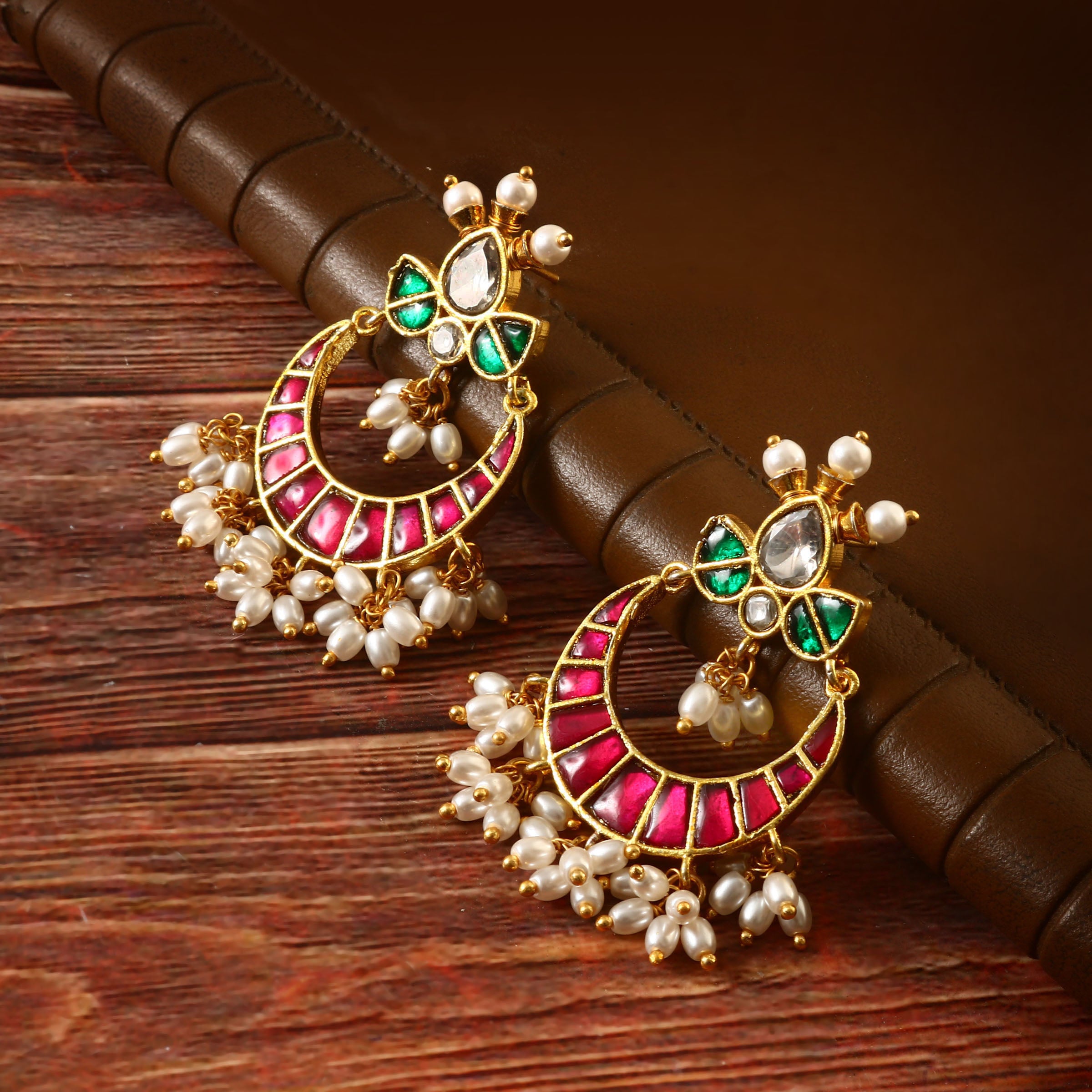 ER-133 - Jadau Kundan Earring with Emerald