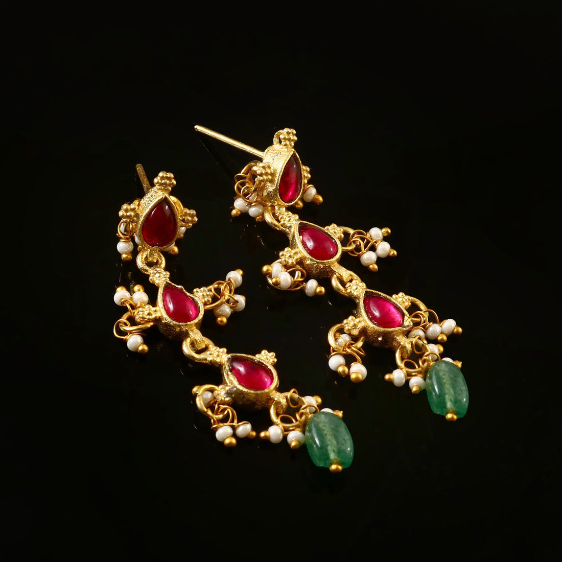 ER-135 - Jadau Kundan Earring with Emerald