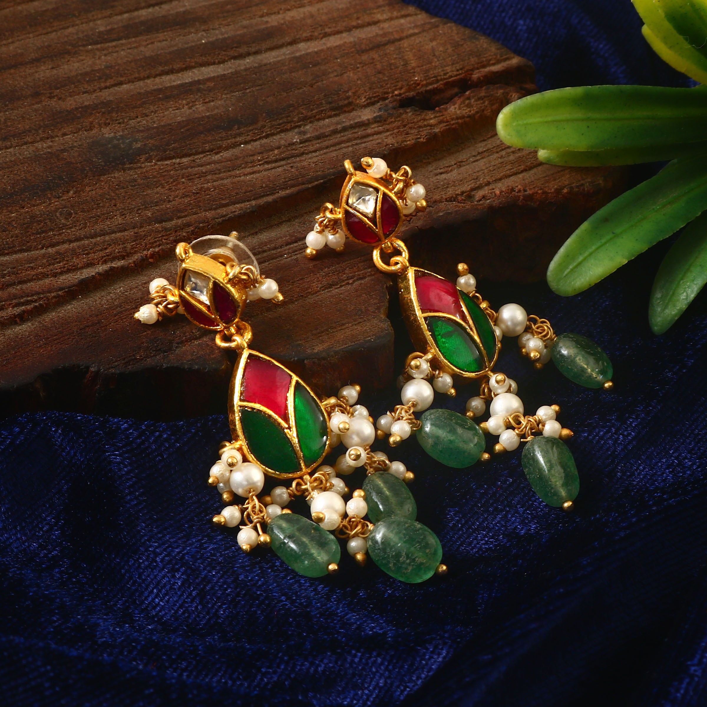 ER-137 - Jadau Kundan Earring with Emerald