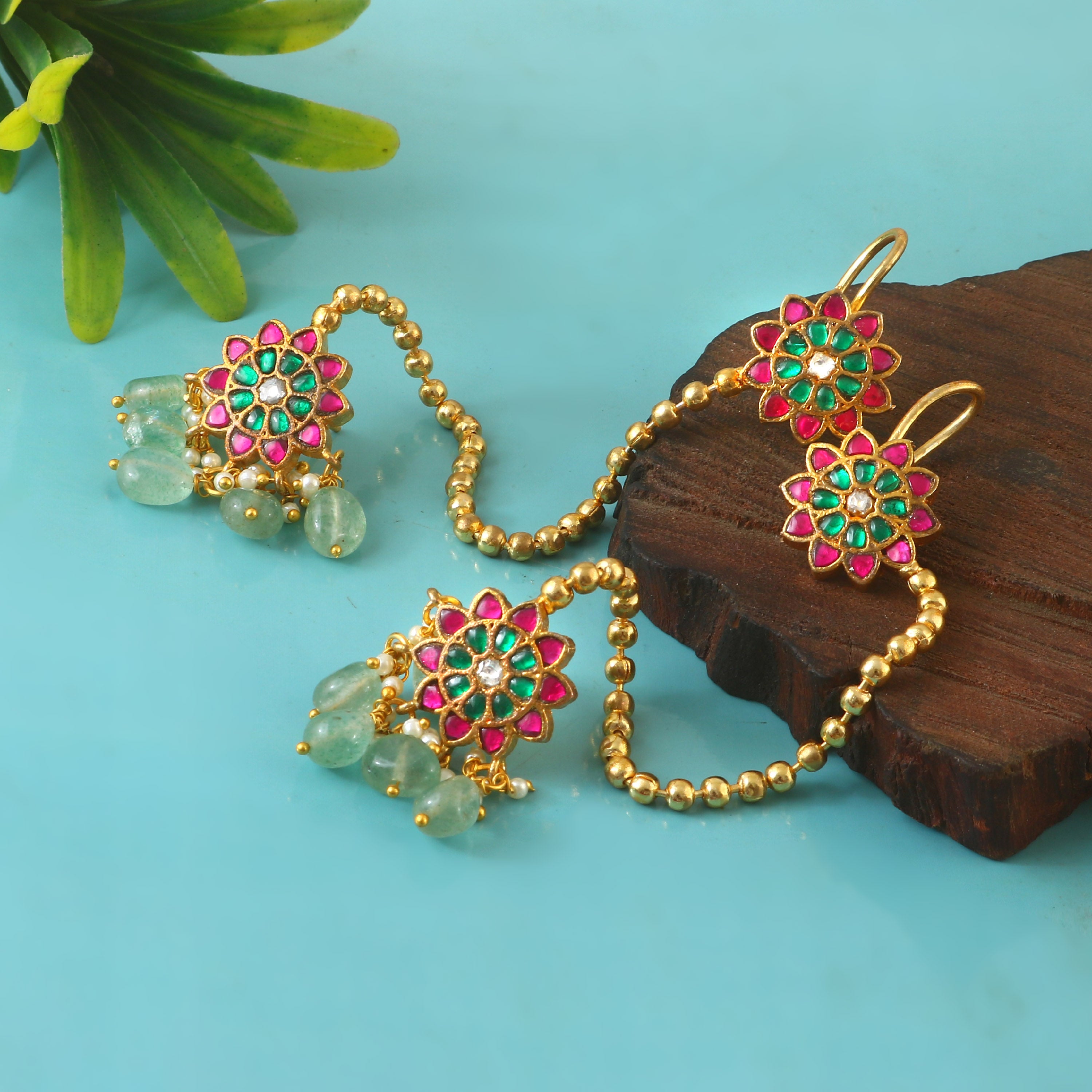 ER-148 - Jadau Kundan Earring with Emerald