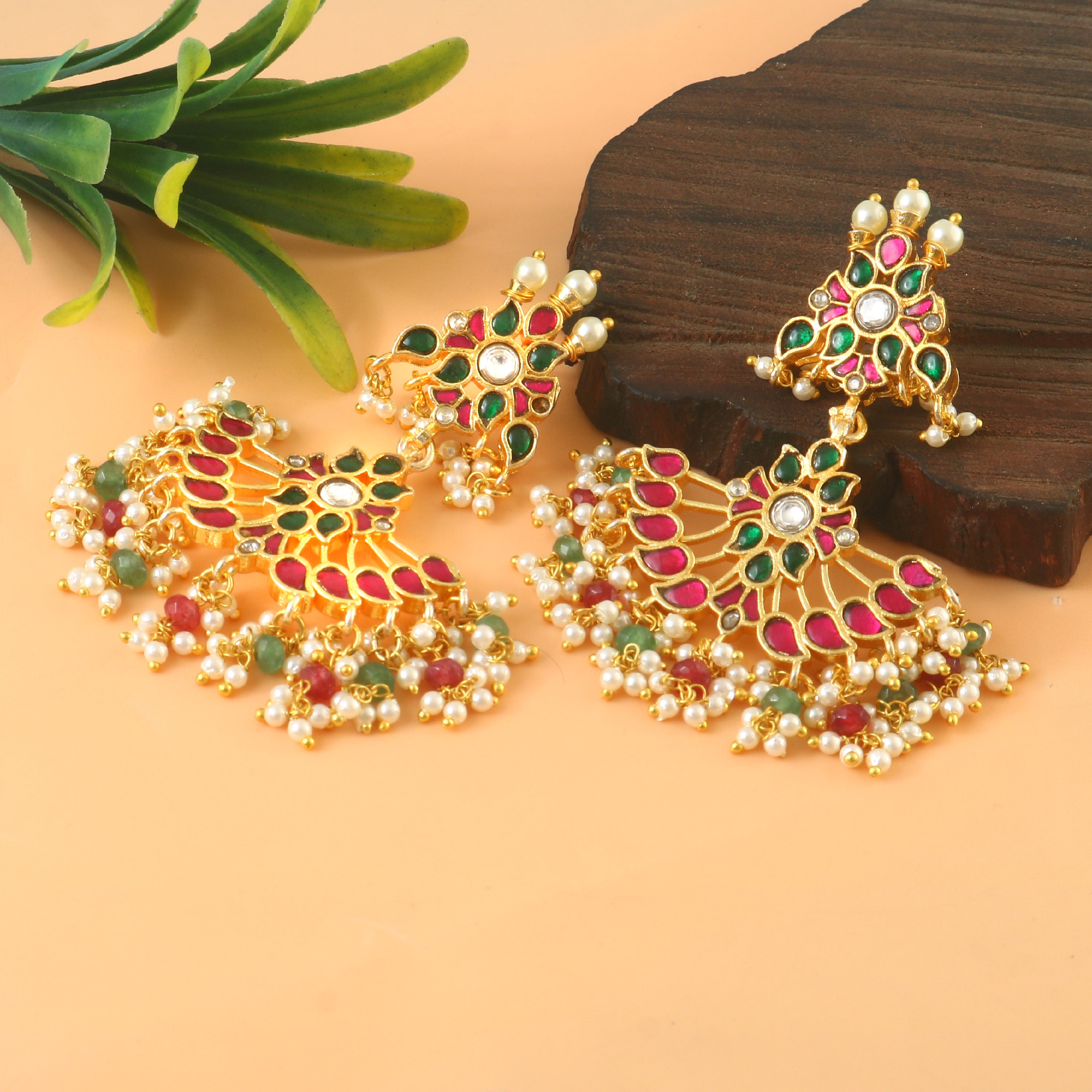ER-156 - Jadau Kundan Earring with Emerald
