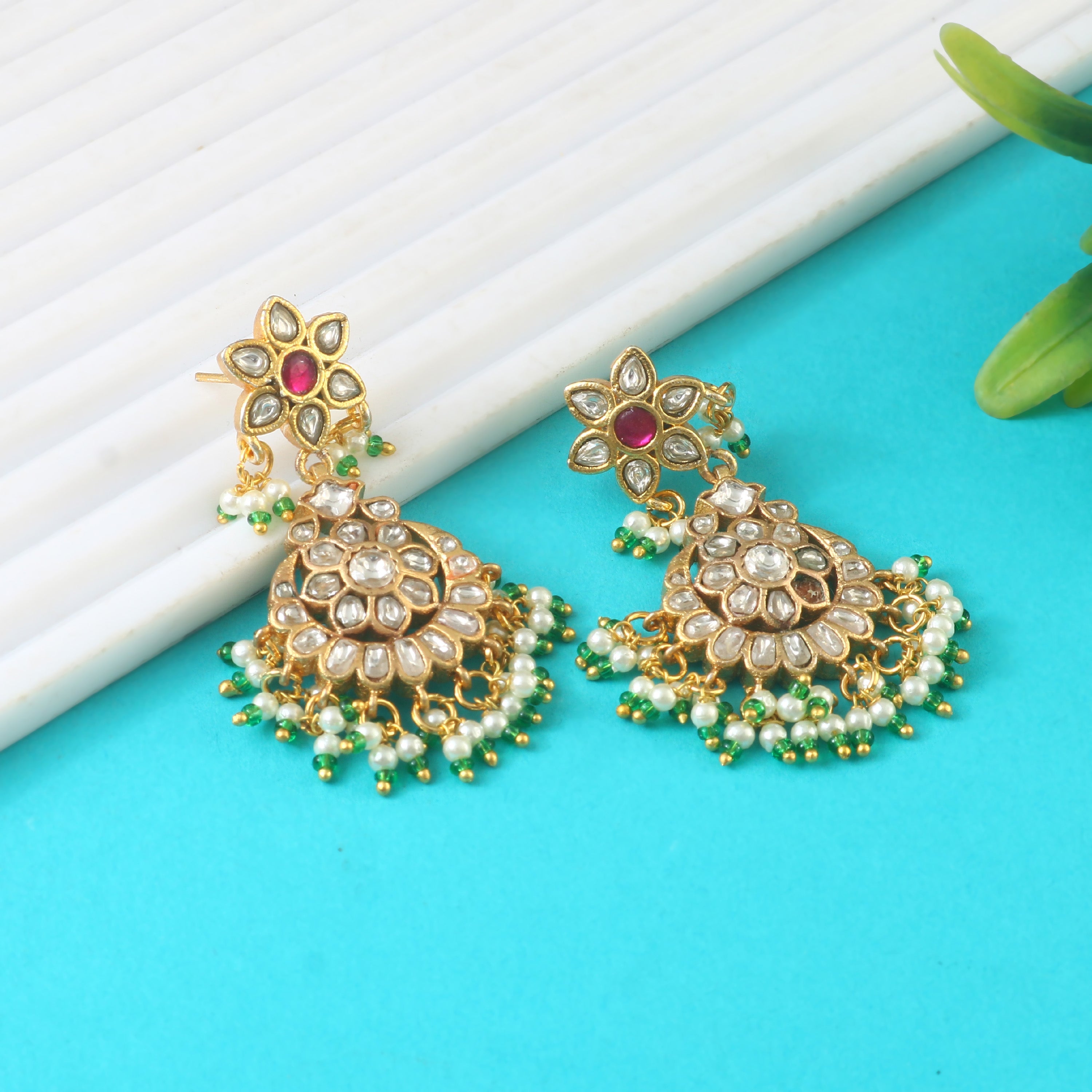 ER-160 - Jadau Kundan Earring with Emerald