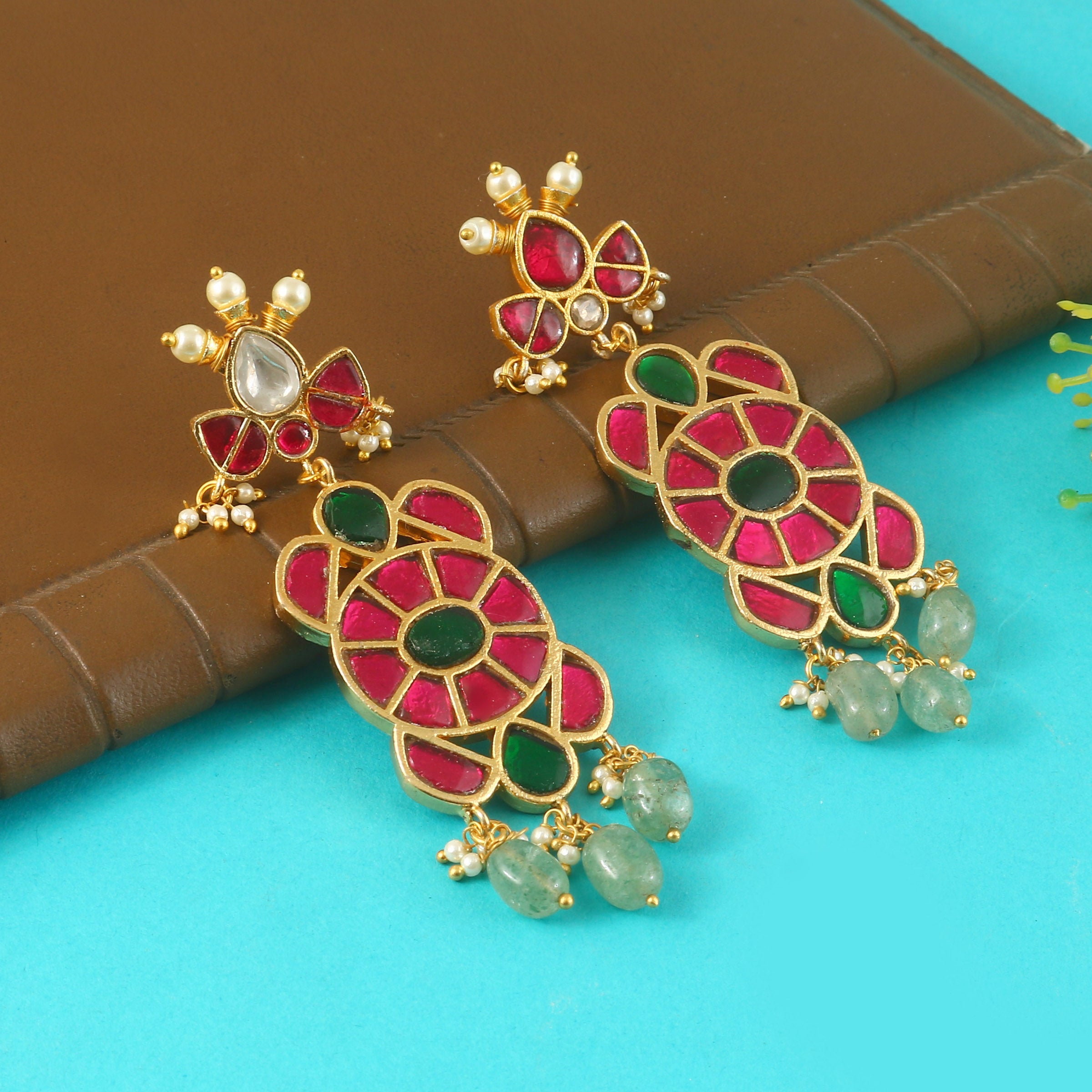 ER-175 - Jadau Kundan Earring with Emerald