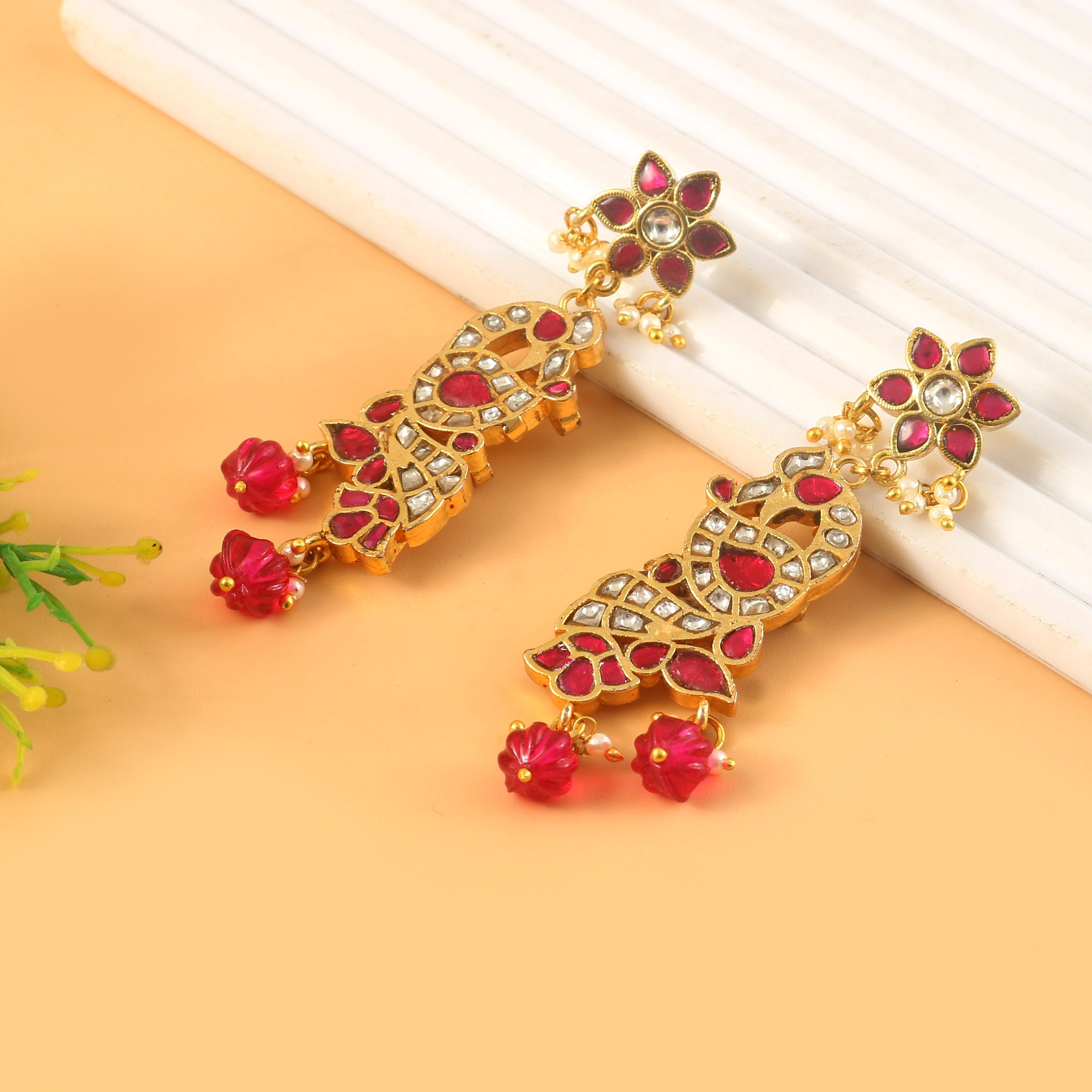 ER-178 - Jadau Kundan Earring with Emerald