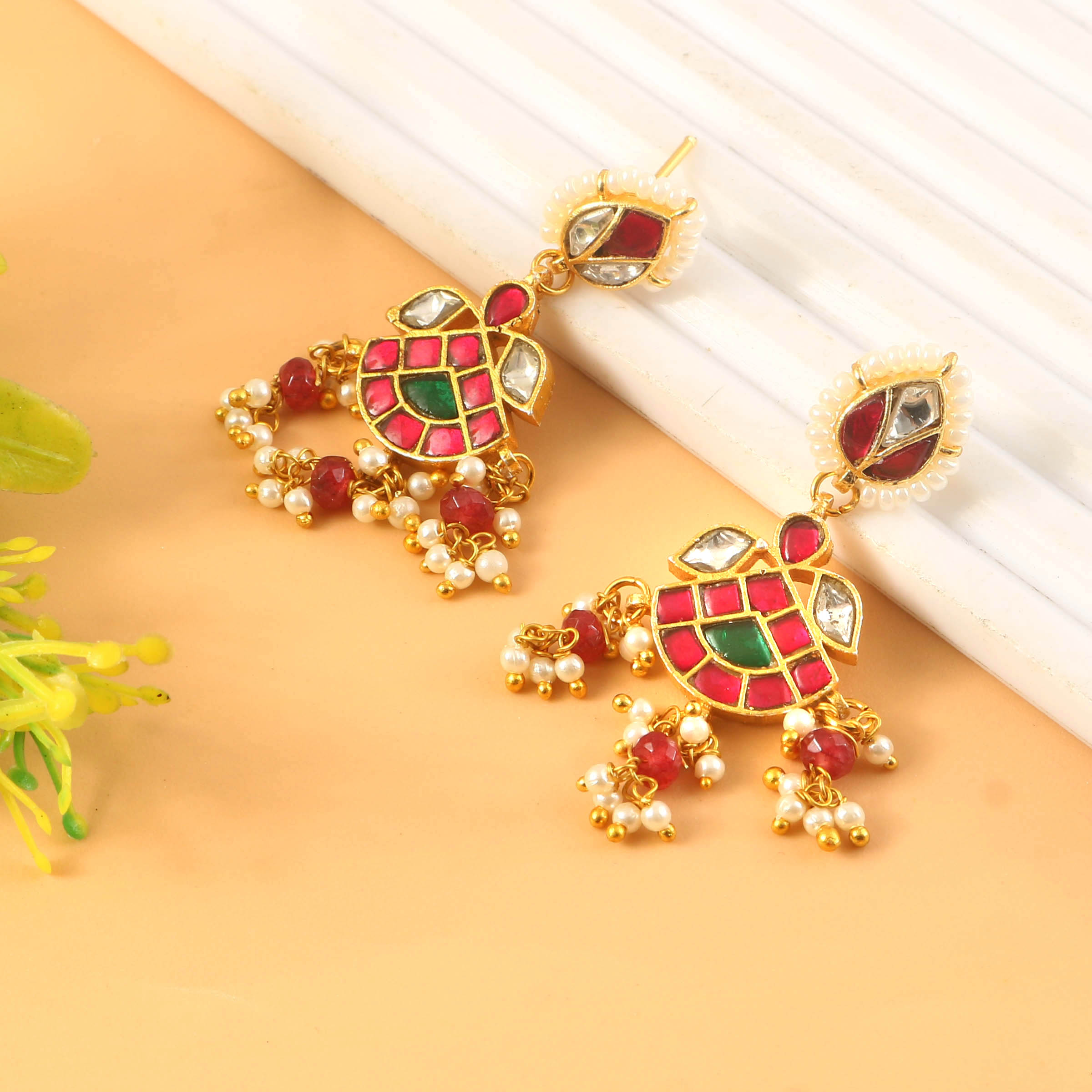 ER-186 - Jadau Kundan Earring with Emerald