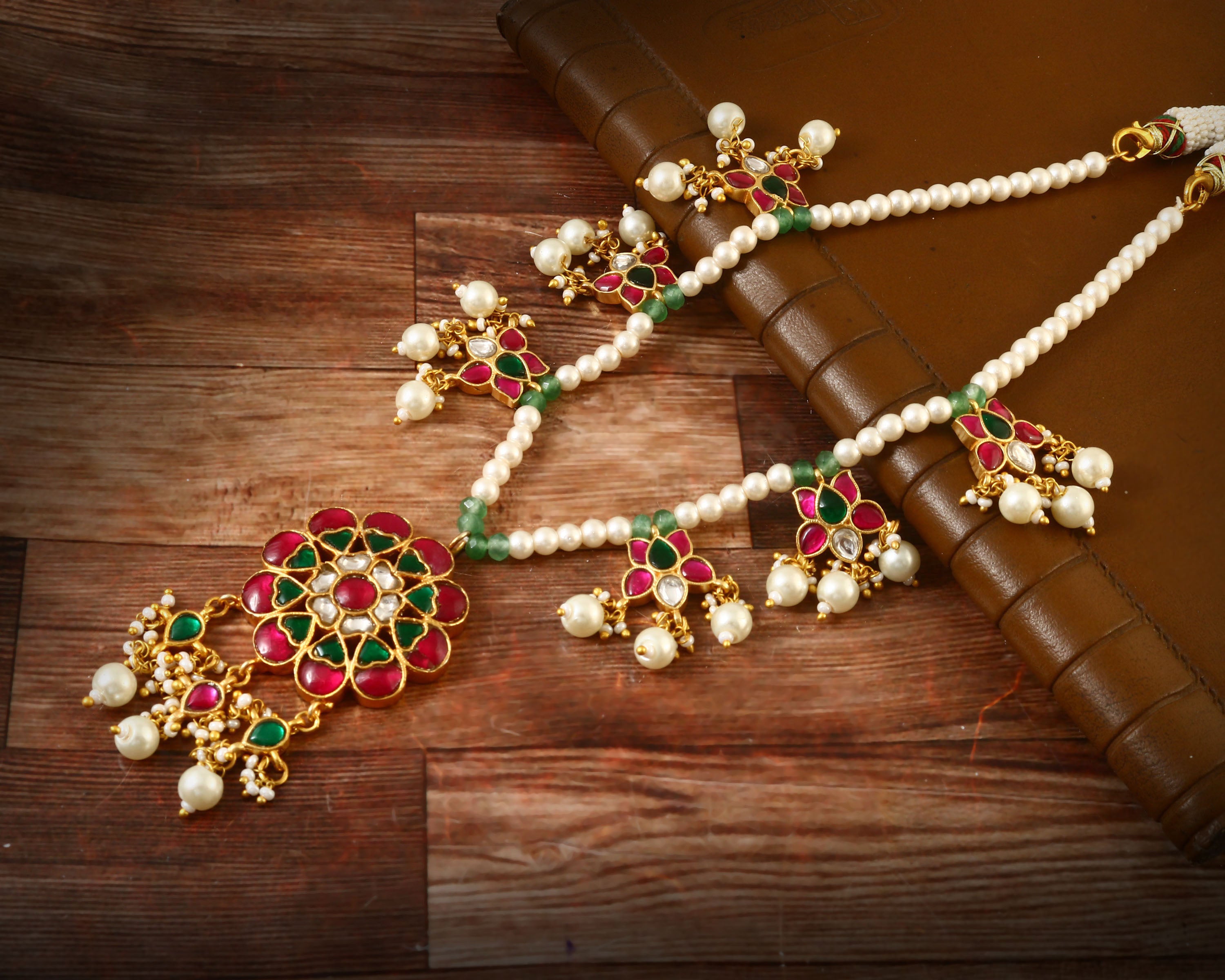 NK-123 - Bhavanya Jadau Kundan Set