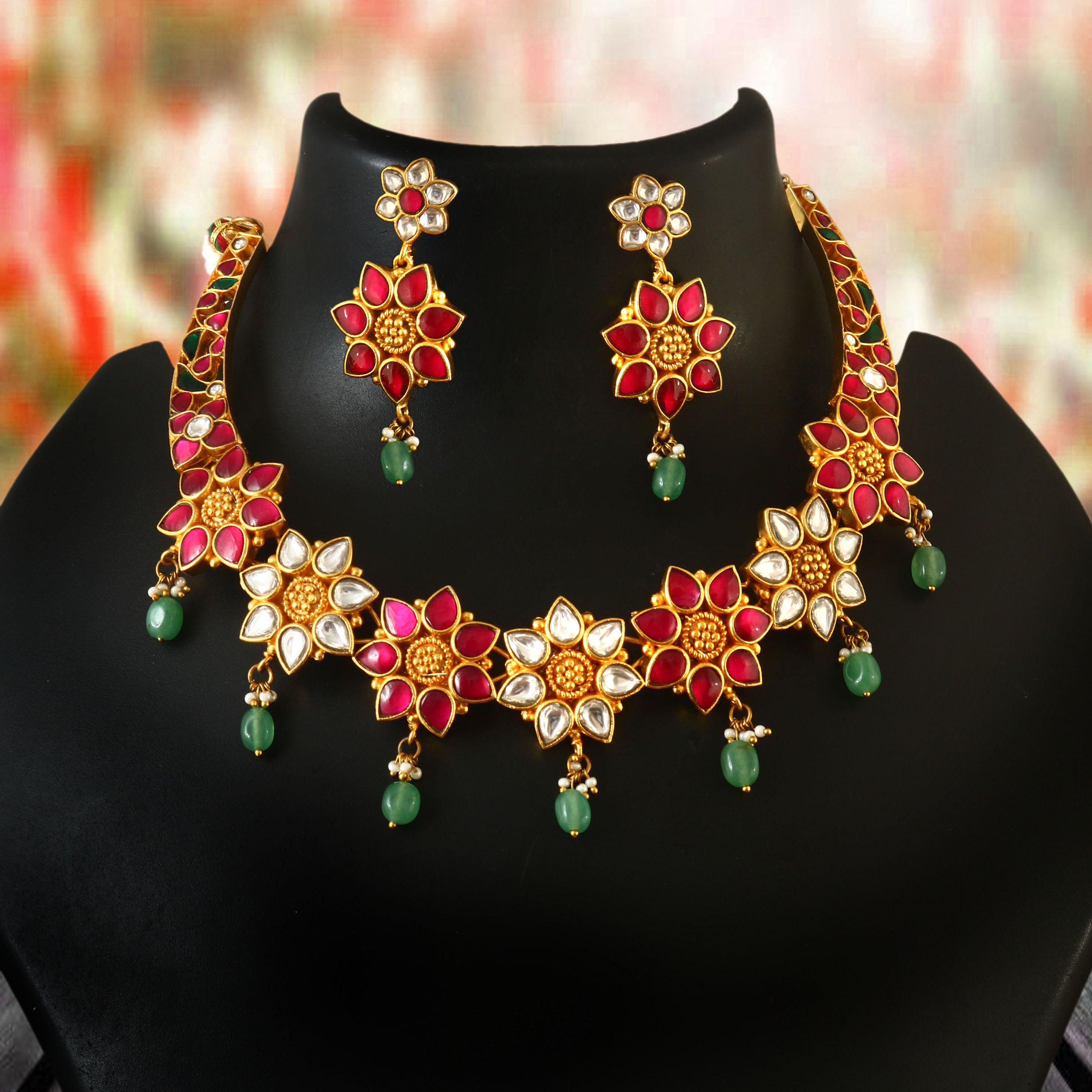 NK-140 - Red and White Jadau Kundan Set with Emerald