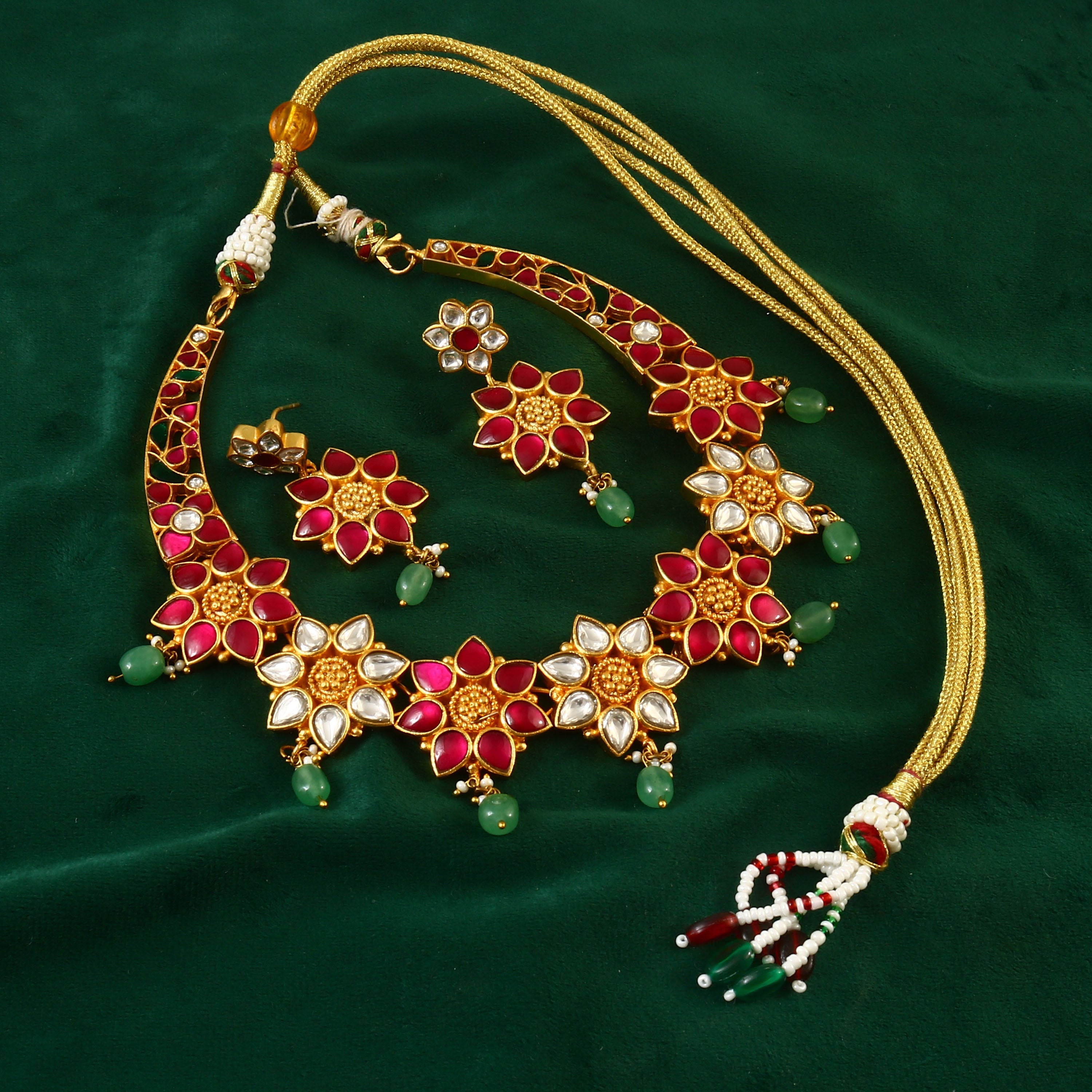 NK-140 - Red and White Jadau Kundan Set with Emerald