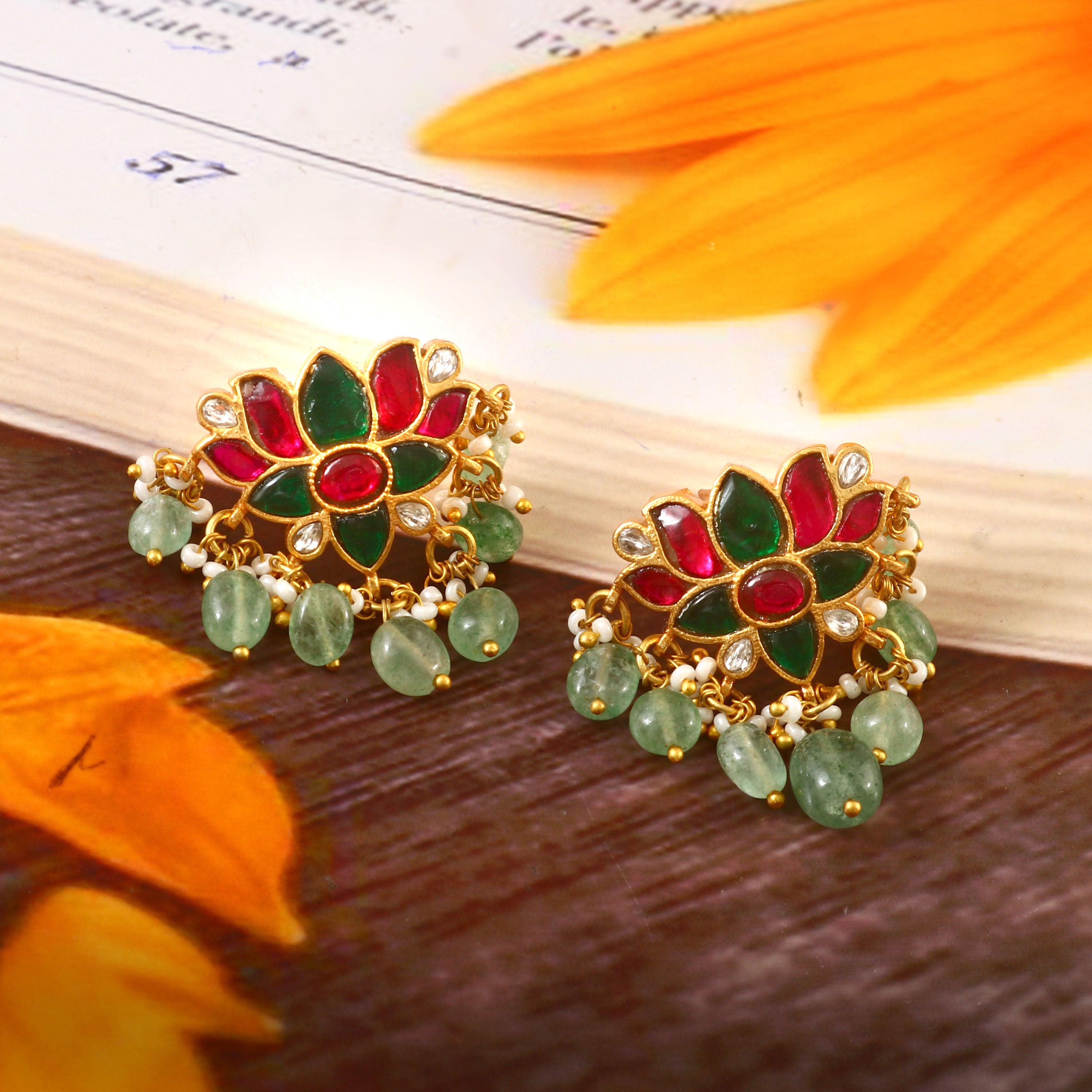ER-115 - Jadau Kundan Earring with Emerald