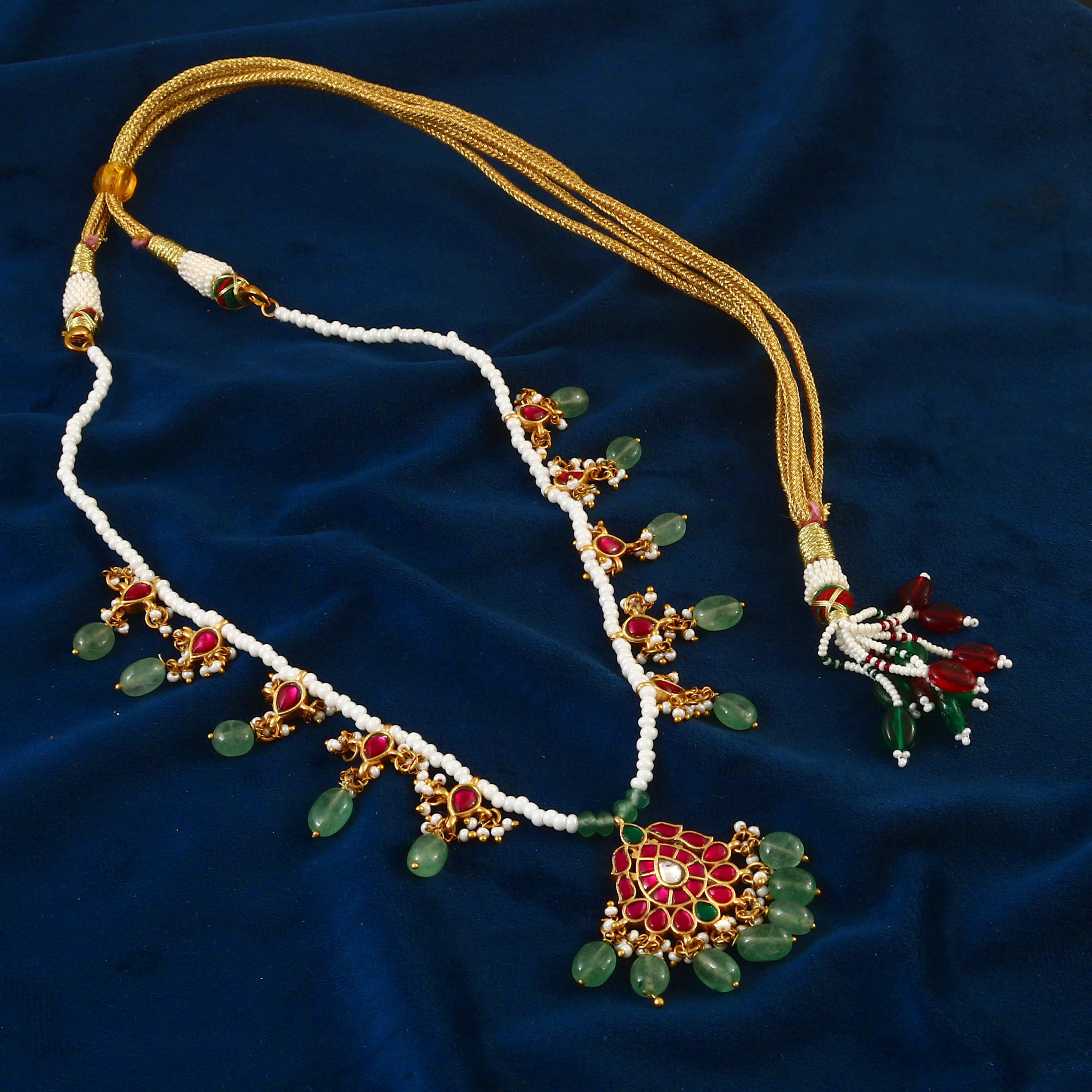 NK-158- Jadau Kundan Necklace with Emerald