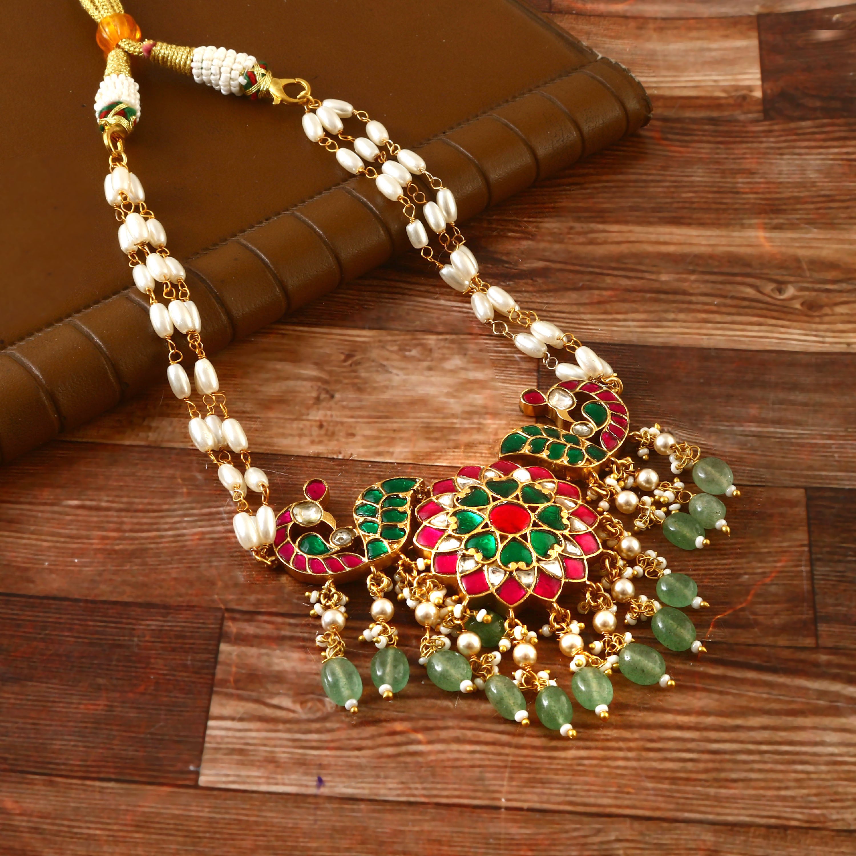 NK-170 - Jadau Kundan Necklace with Emerald