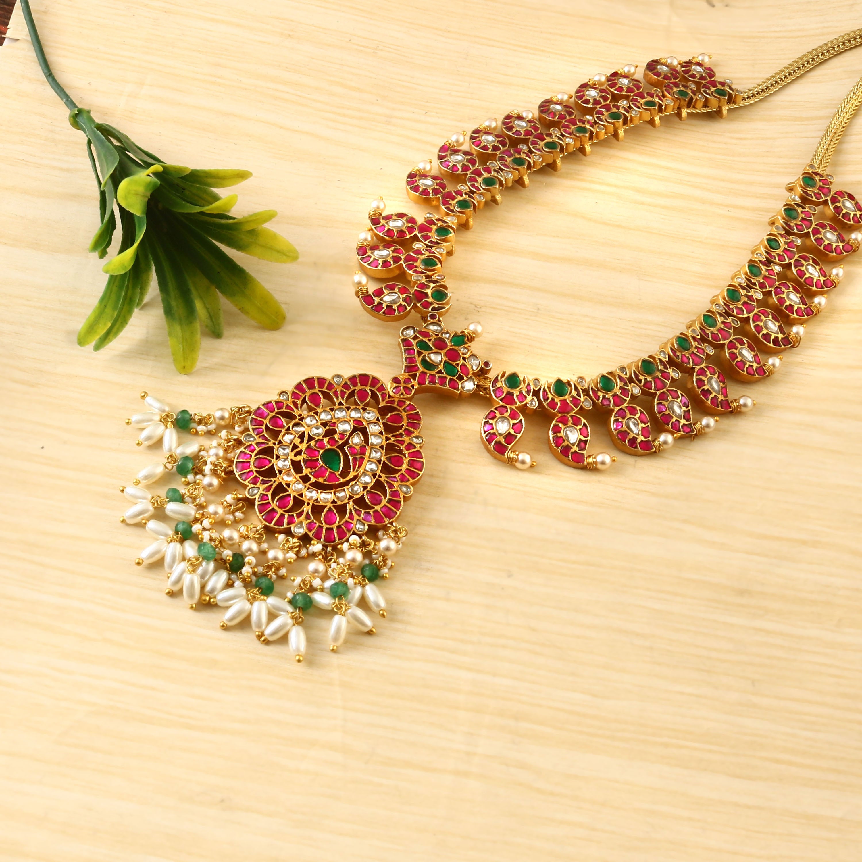NK-166 - Jadau Kundan Necklace with Emerald
