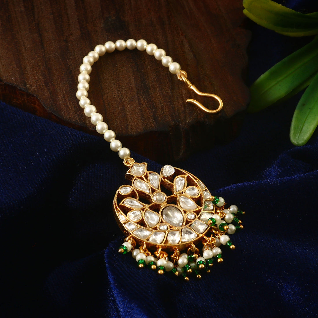 MT-115 - Jadau Kundan Mangtika with Emerald