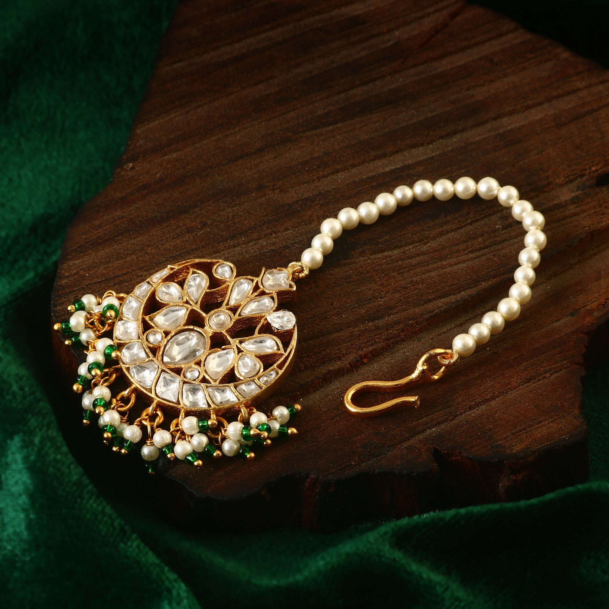 MT-115 - Jadau Kundan Mangtika with Emerald