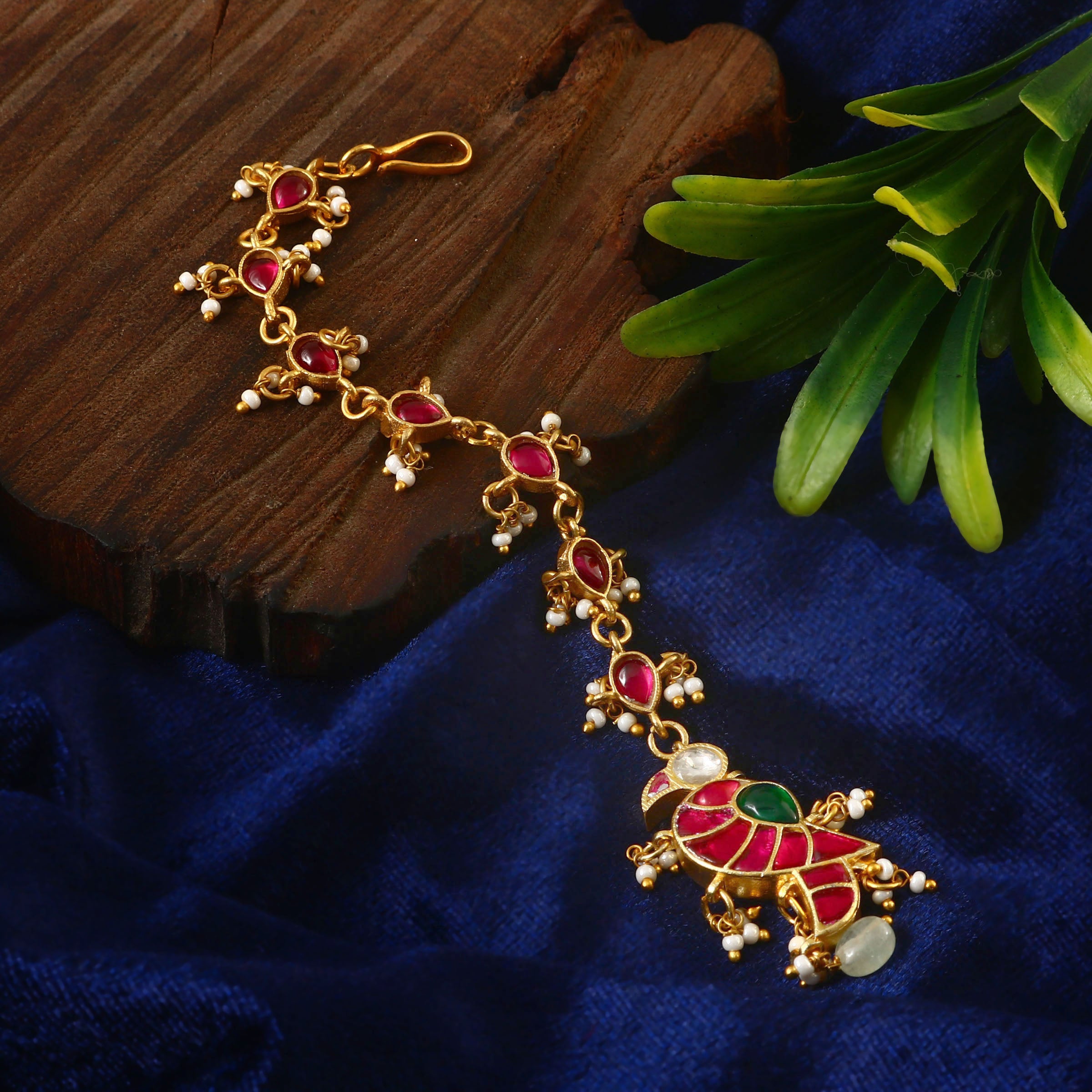 MT-116 - Jadau Kundan Mangtika with Emerald