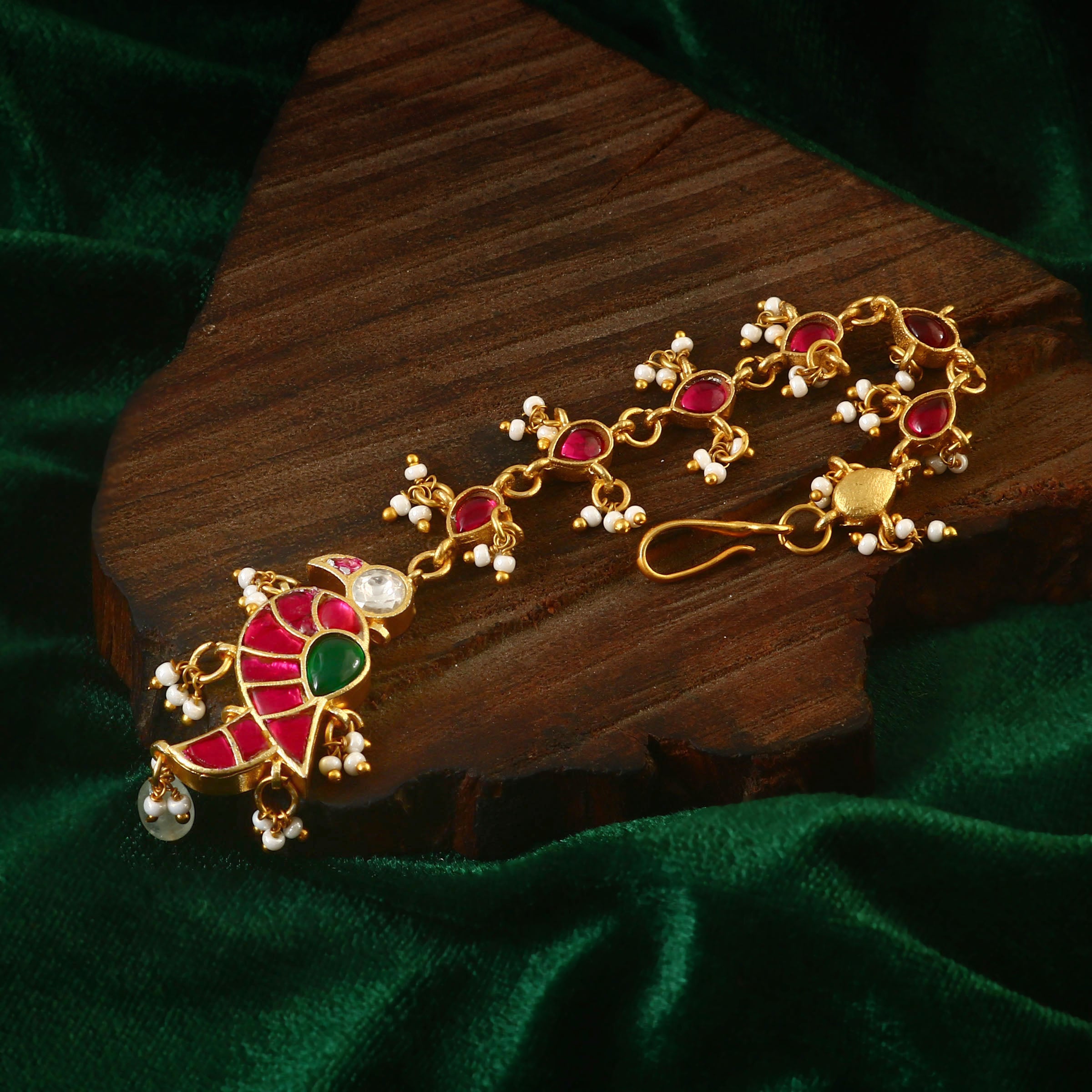MT-116 - Jadau Kundan Mangtika with Emerald