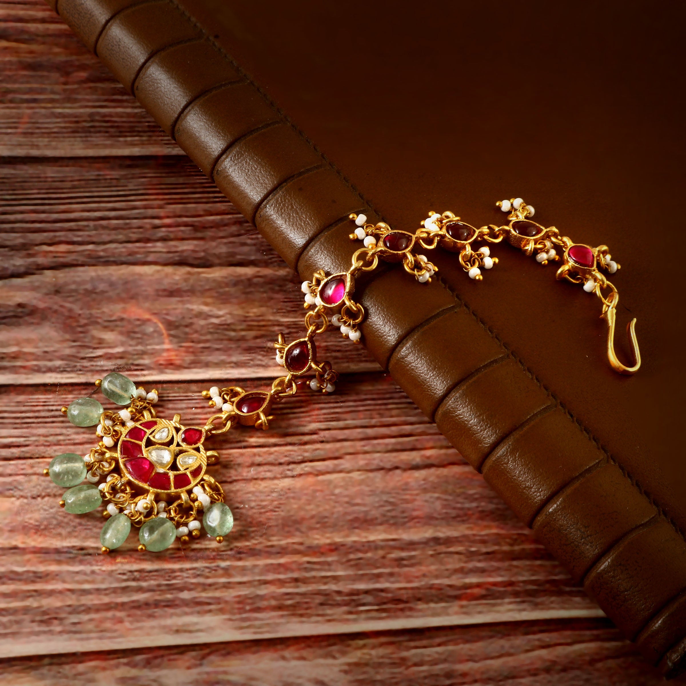 MT-118 - Jadau Kundan Mangtika with Emerald