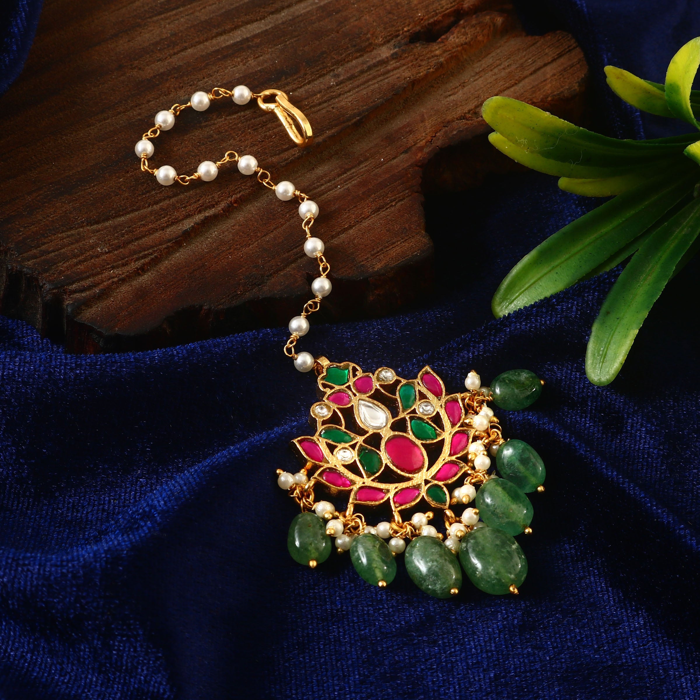 MT-120 - Jadau Kundan Mangtika with Emerald