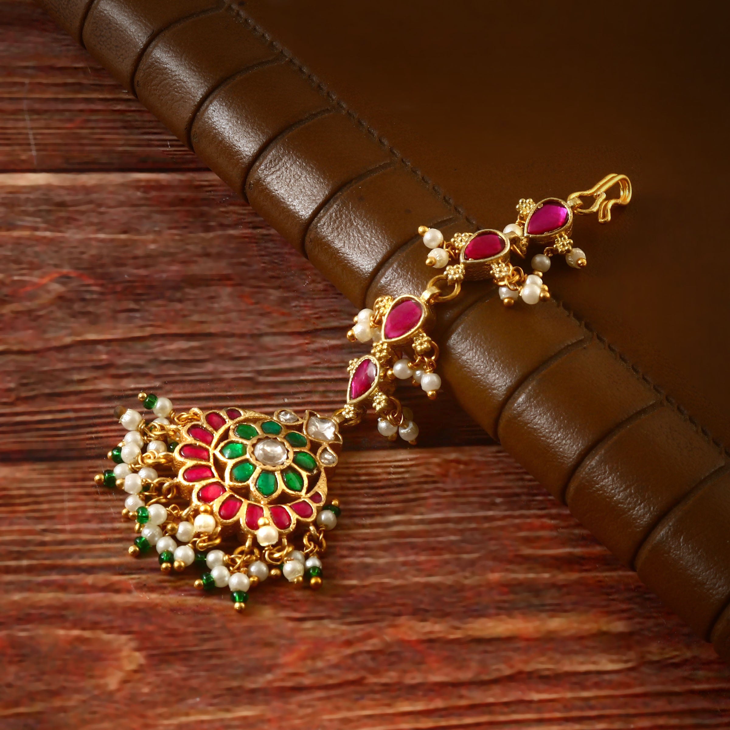 MT-126 - Jadau Kundan Mangtika with Emerald