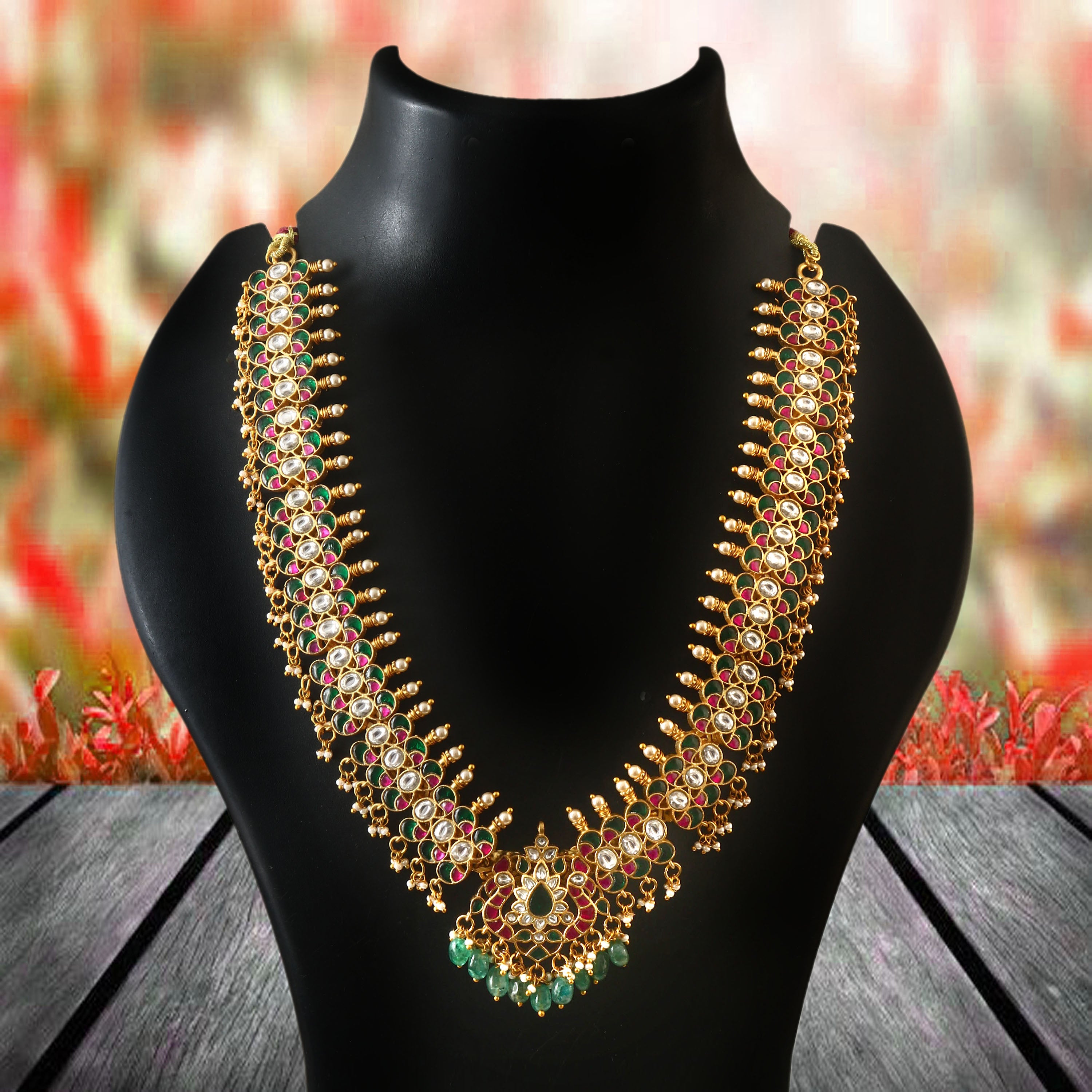 NK-175 - Jadau Kundan Necklace with Emerald