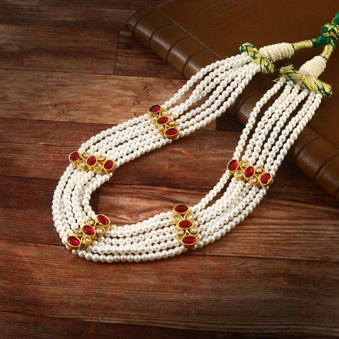 NK-177 - Jadau Kundan Necklace with Emerald