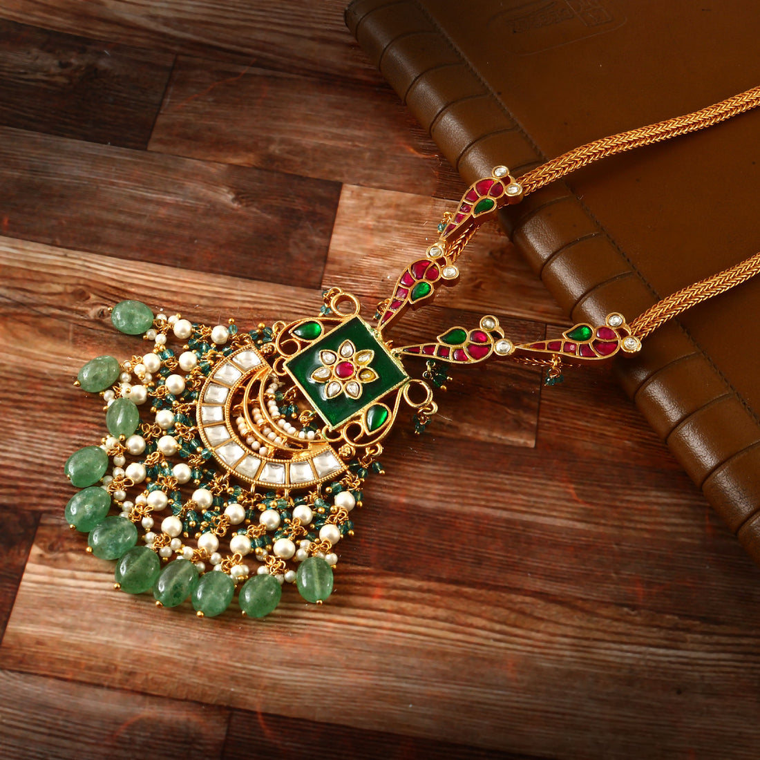 NK-186 - Jadau Kundan Necklace with Emerald