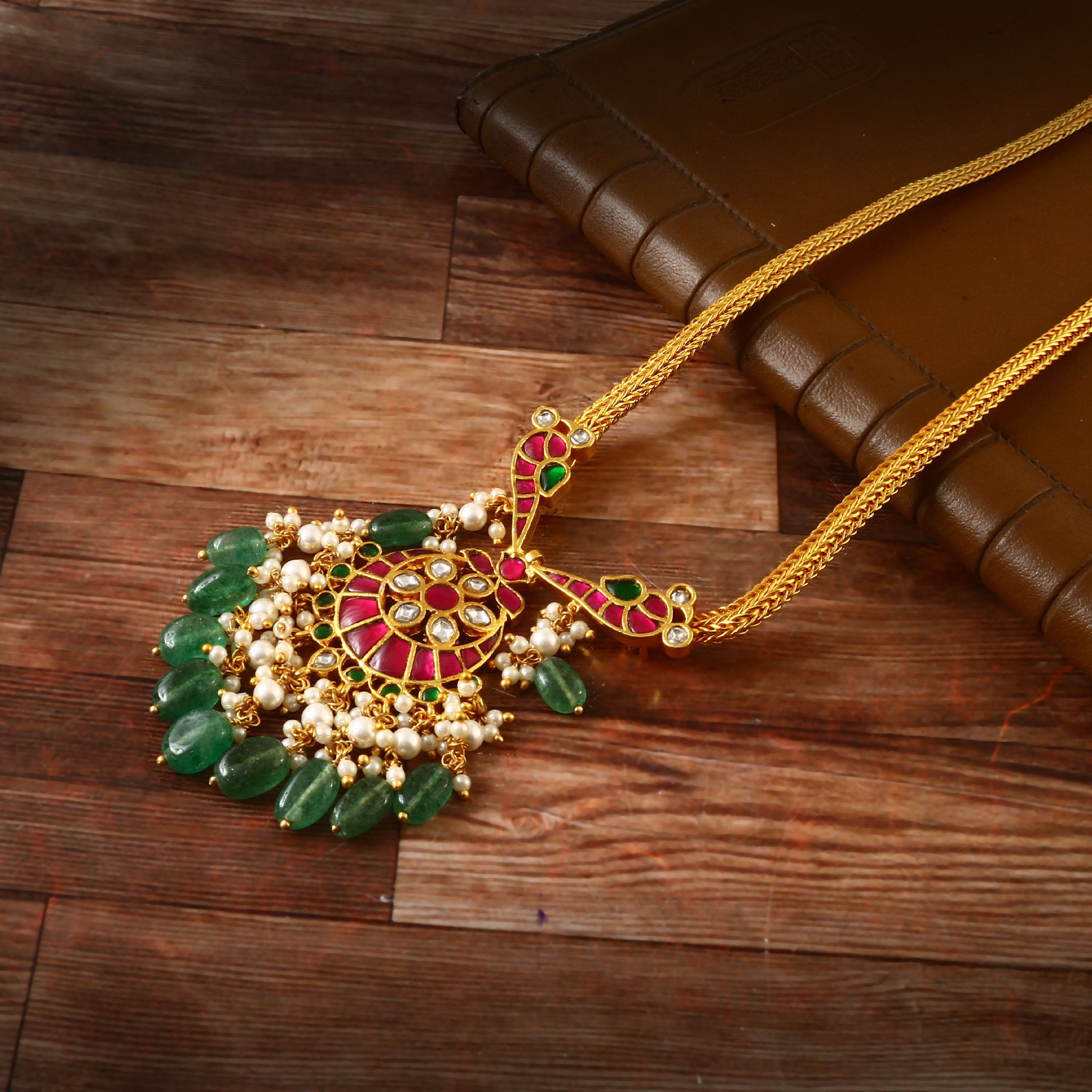NK-194 - Jadau Kundan Necklace with Emerald