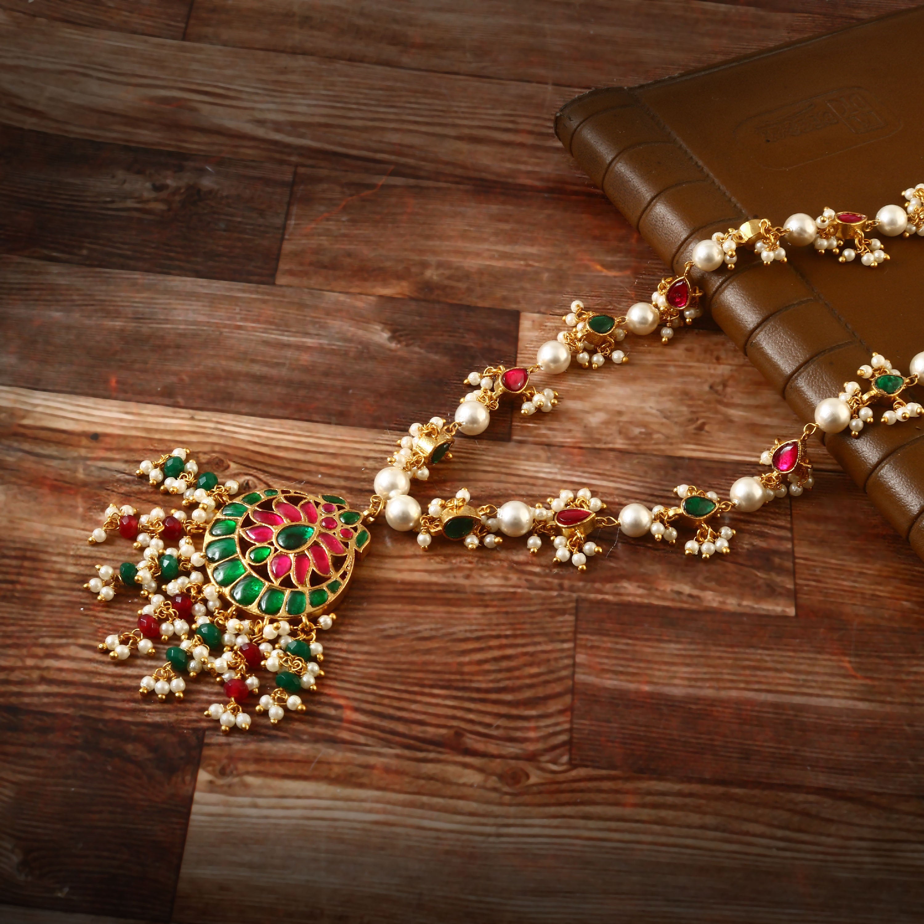 NK-203 - Jadau Kundan Necklace with Emerald