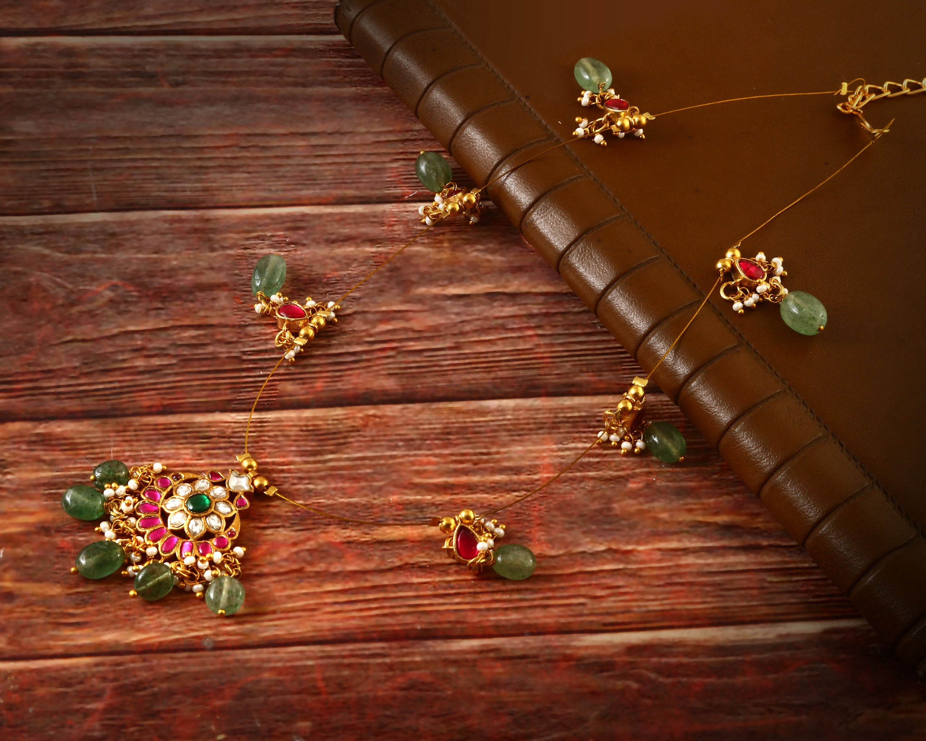 NK-205 - Jadau Kundan Necklace with Emerald